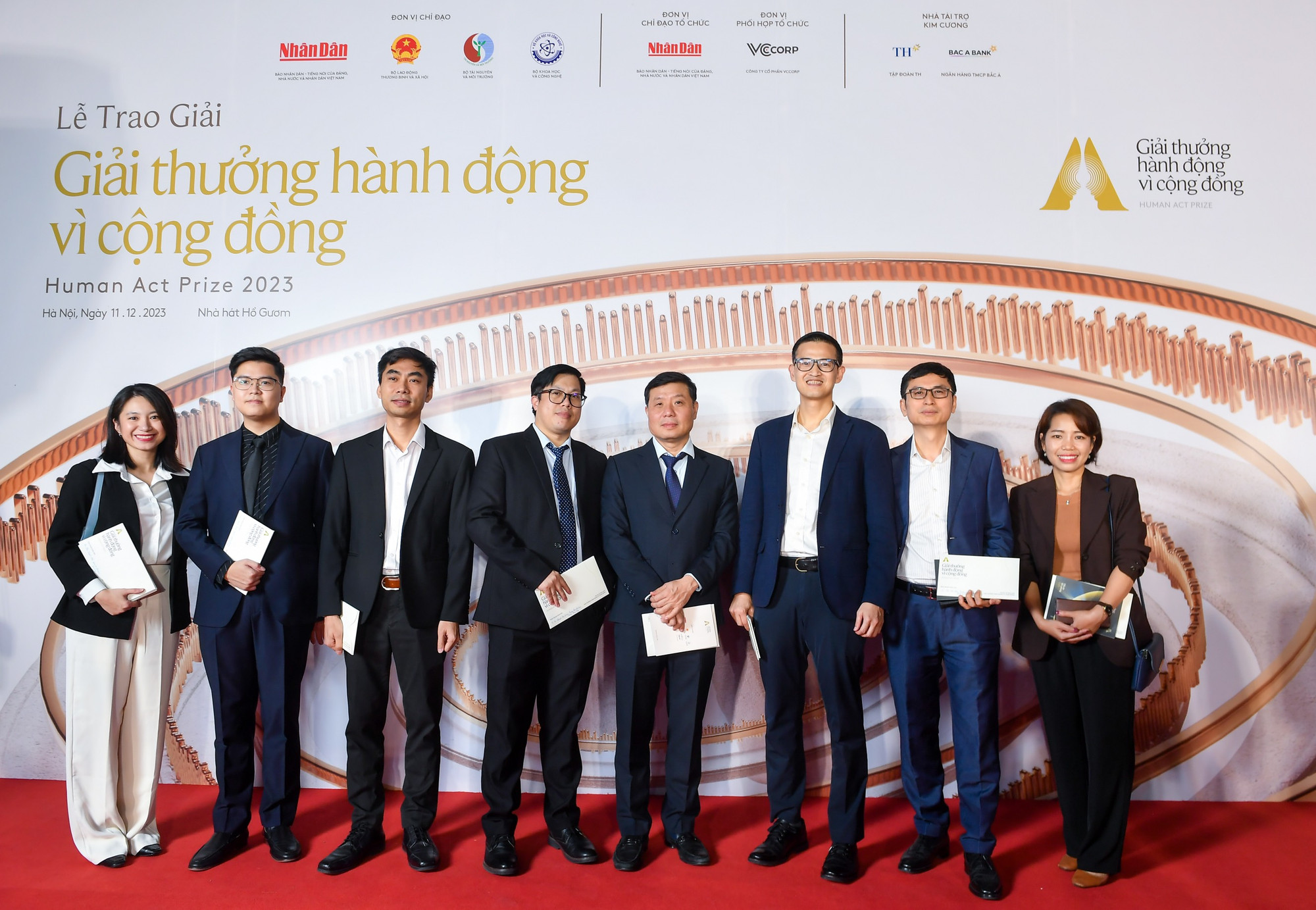 Giải thưởng góp phần đưa dấu ấn tiên phong của những “anh hùng” vẫn âm thầm, bền bỉ hoạt động vì cộng đồng được lan tỏa mạnh mẽ.