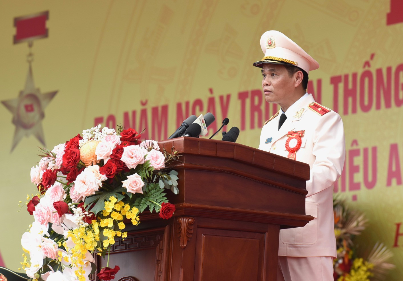 Thiếu tướng Lê Ngọc Châu, Tư lệnh Bộ Tư lệnh Cảnh sát cơ động phát biểu.