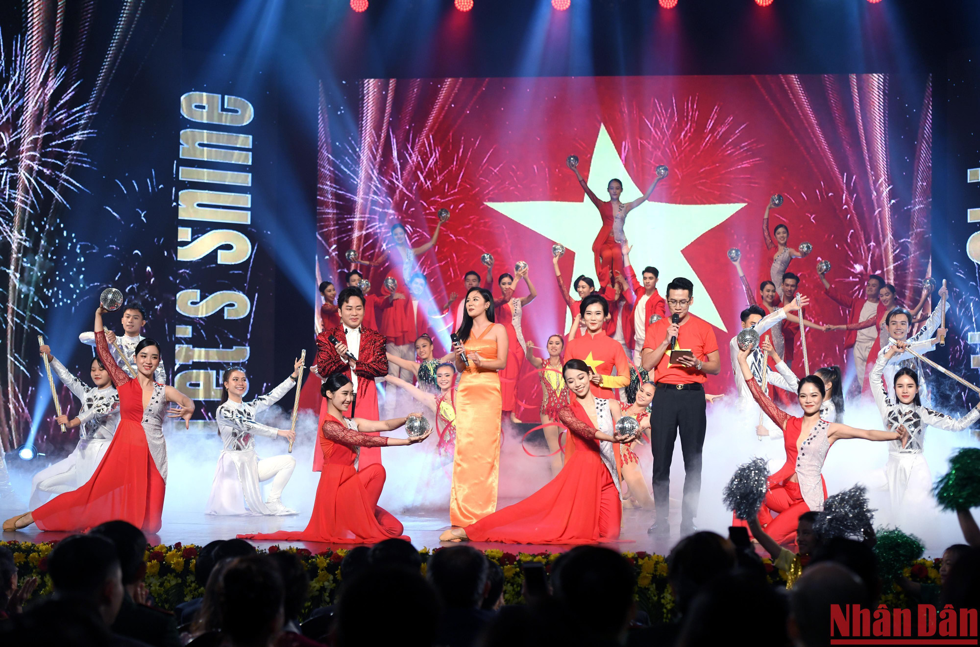 Giải thưởng toàn quốc về thông tin đối ngoại lần thứ VIII đã kết thúc tốt đẹp. Đồng thời, Hội đồng dành sự tôn vinh đặc biệt cho “Cộng đồng người hâm mộ Việt Nam trong SEA Games 31”, lực lượng đã góp phần quan trọng vào thành công của SEA Games 31 được tổ chức tại Việt Nam và giới thiệu với thế giới về một Việt Nam tươi đẹp, an toàn, thân thiện, hiếu khách, giàu truyền thống lịch sử văn hóa. Giải thưởng toàn quốc về thông tin đối ngoại lần thứ VIII đã kết thúc tốt đẹp. Đồng thời, Hội đồng dành sự tôn vinh đặc biệt cho “Cộng đồng người hâm mộ Việt Nam trong SEA Games 31”, lực lượng đã góp phần quan trọng vào thành công của SEA Games 31 được tổ chức tại Việt Nam và giới thiệu với thế giới về một Việt Nam tươi đẹp, an toàn, thân thiện, hiếu khách, giàu truyền thống lịch sử văn hóa.