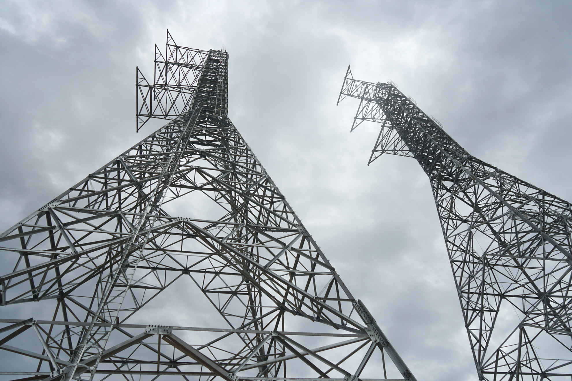 Với tính chất cấp bách của dự án, Thủ tướng Chính phủ đã chỉ đạo quyết liệt và yêu cầu dự án phải hoàn thành vào cuối tháng 6/2024.