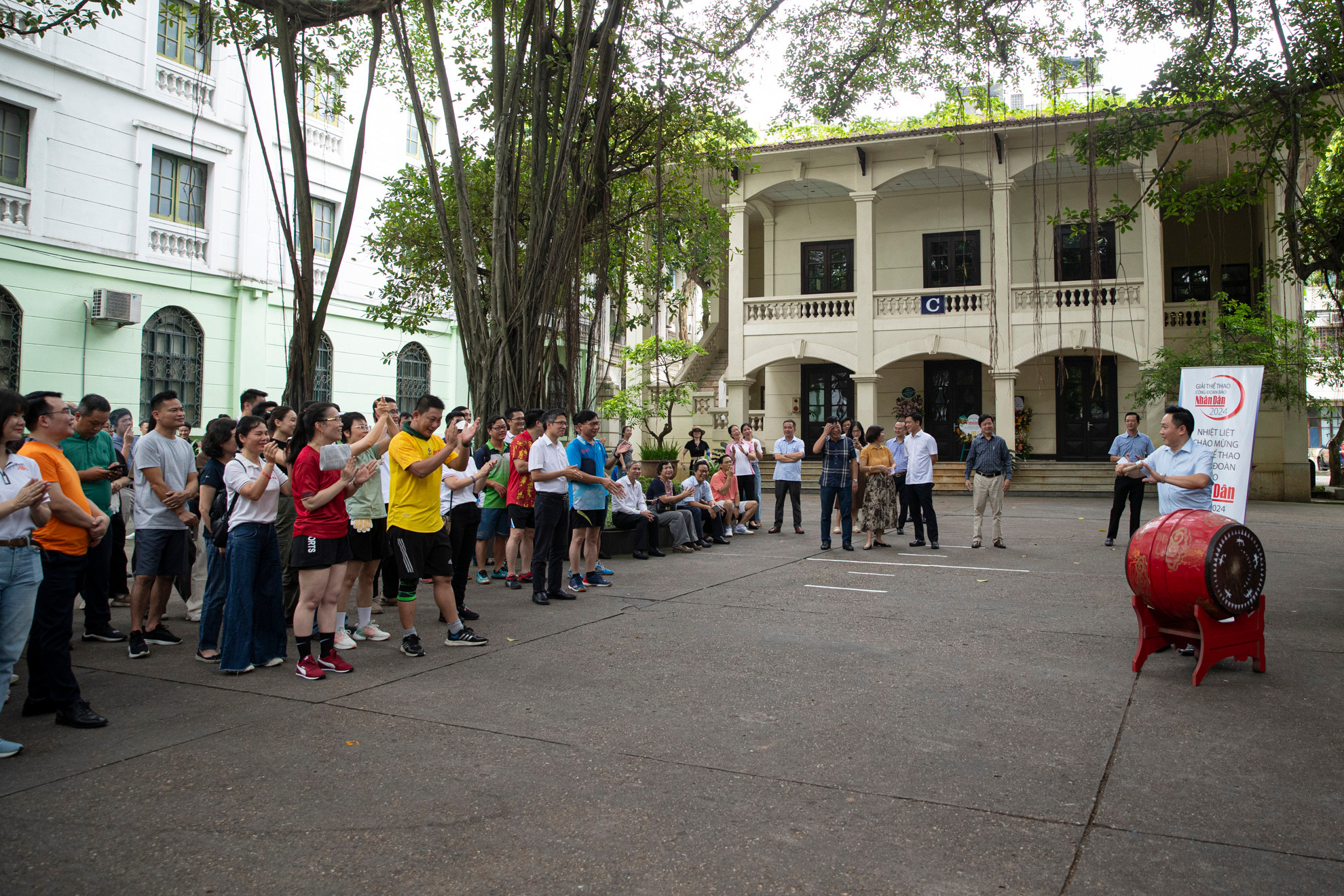 Sự kiện được tổ chức tại khuôn viên Báo Nhân Dân. Sự kiện được tổ chức tại khuôn viên Báo Nhân Dân.