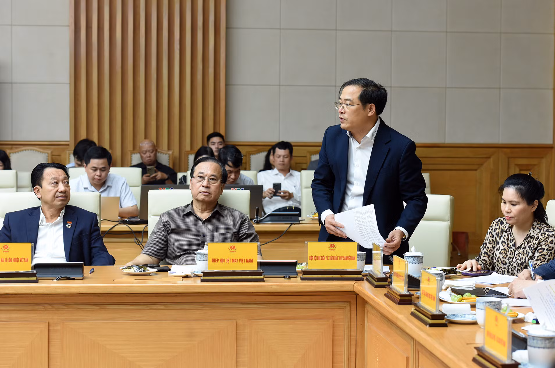 Đại diện Hiệp hội Chế biến và xuất khẩu thủy sản Việt Nam phát biểu.