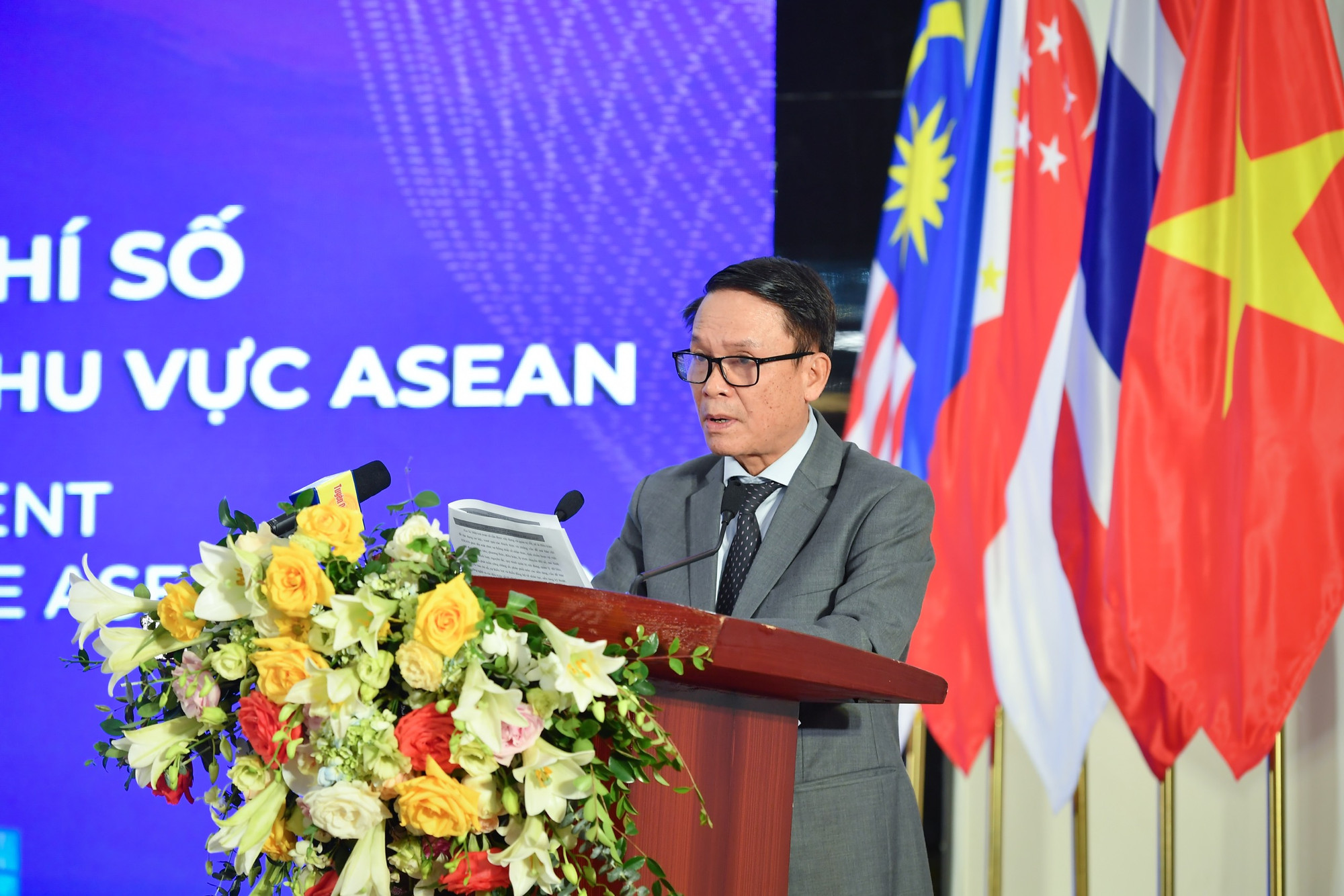 Nhà báo Nguyễn Đức Lợi, Phó Chủ tịch Thường trực Hội Nhà báo Việt Nam phát biểu kết luận hội thảo. (Ảnh: THÀNH ĐẠT)