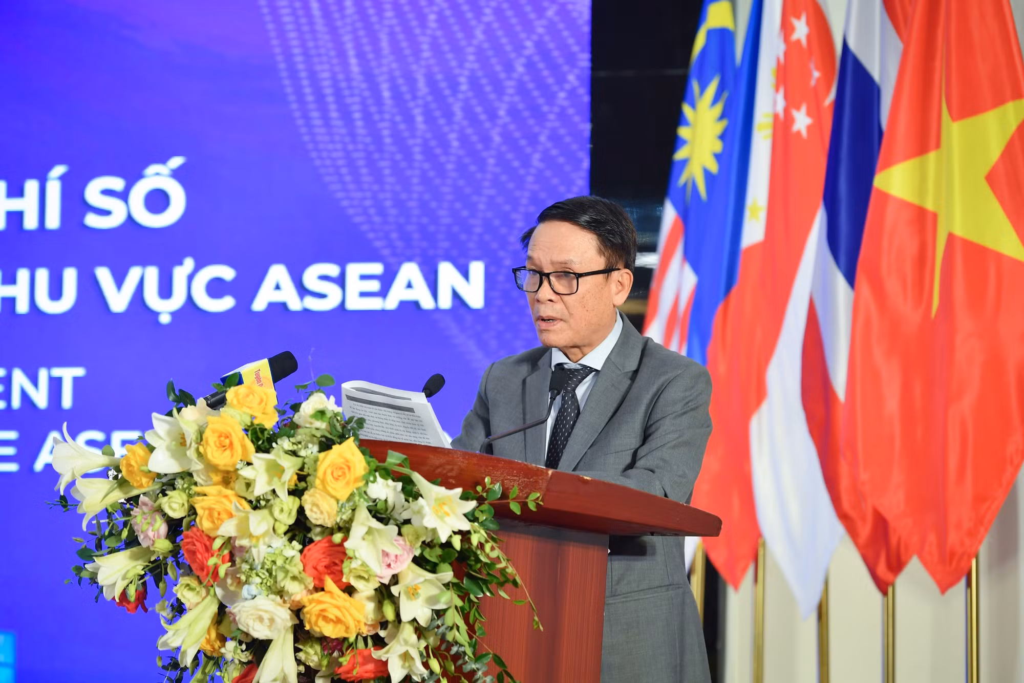 Nhà báo Nguyễn Đức Lợi, Phó Chủ tịch Thường trực Hội Nhà báo Việt Nam phát biểu kết luận hội thảo. (Ảnh: THÀNH ĐẠT)