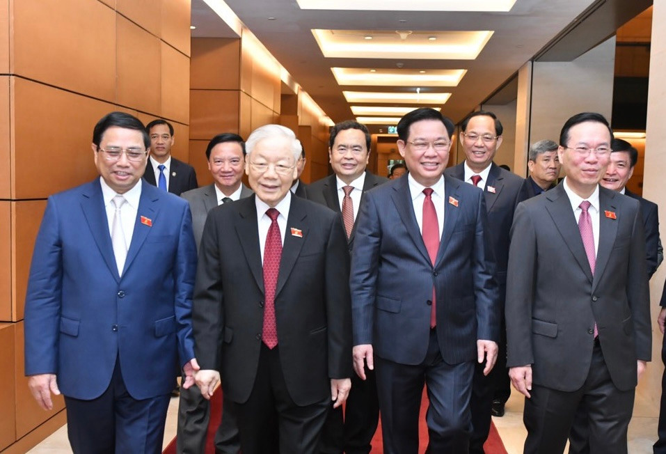 Tổng Bí thư Nguyễn Phú Trọng cùng các đồng chí lãnh đạo dự phiên khai mạc kỳ họp. (Ảnh: ĐĂNG KHOA)