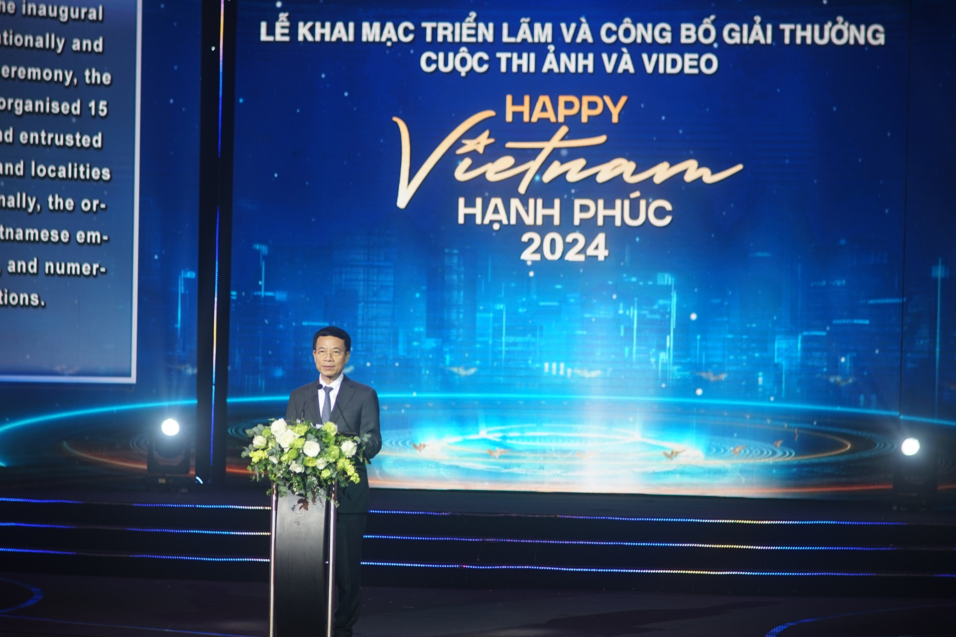 Bộ trưởng Thông tin và Truyền thông Nguyễn Mạnh Hùng phát biểu. (Ảnh: TRUNG HƯNG)