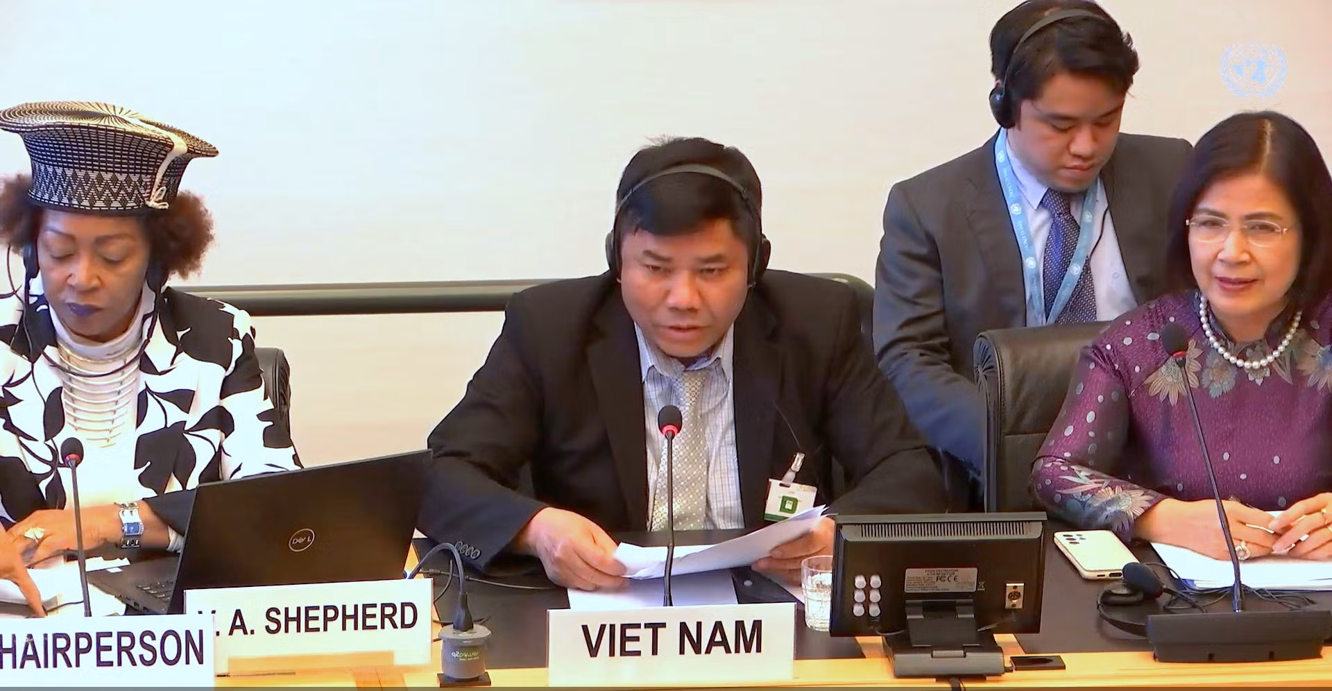 Ông Y Thông, Phó Chủ nhiệm Ủy ban Dân tộc, Trưởng đoàn Việt Nam tại Ủy ban Công ước CERD phát biểu tại khóa họp lần thứ 111 của Ủy ban Công ước CERD. (Ảnh chụp màn hình/Nguồn: webtv.un.org)