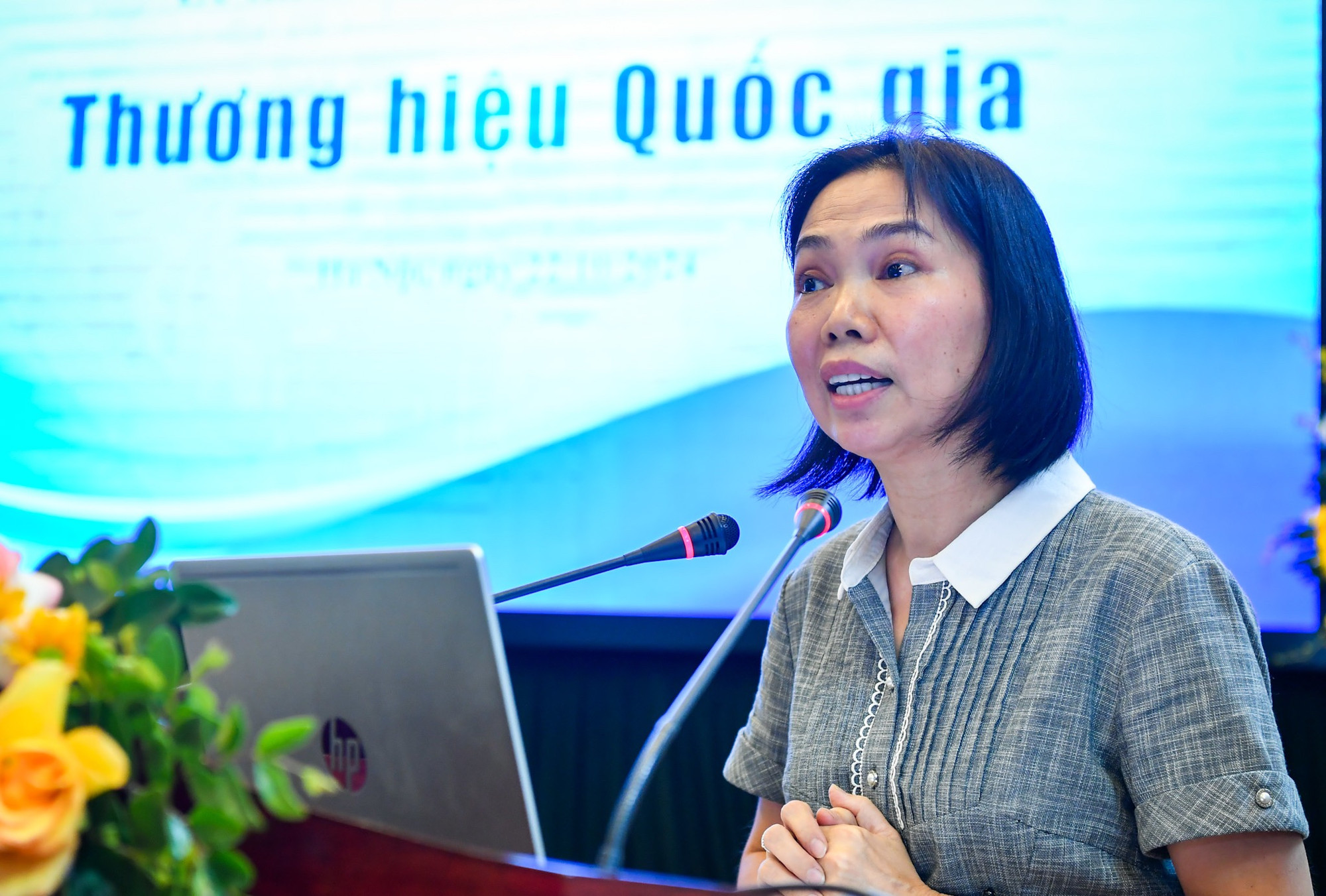 Bà Trần Anh Đào, Phó Tổng Giám đốc phụ trách Ban điều hành Sở Giao dịch chứng khoán Thành phố Hồ Chí Minh (HoSE) phát biểu. Bà Trần Anh Đào, Phó Tổng Giám đốc phụ trách Ban điều hành Sở Giao dịch chứng khoán Thành phố Hồ Chí Minh (HoSE) phát biểu.