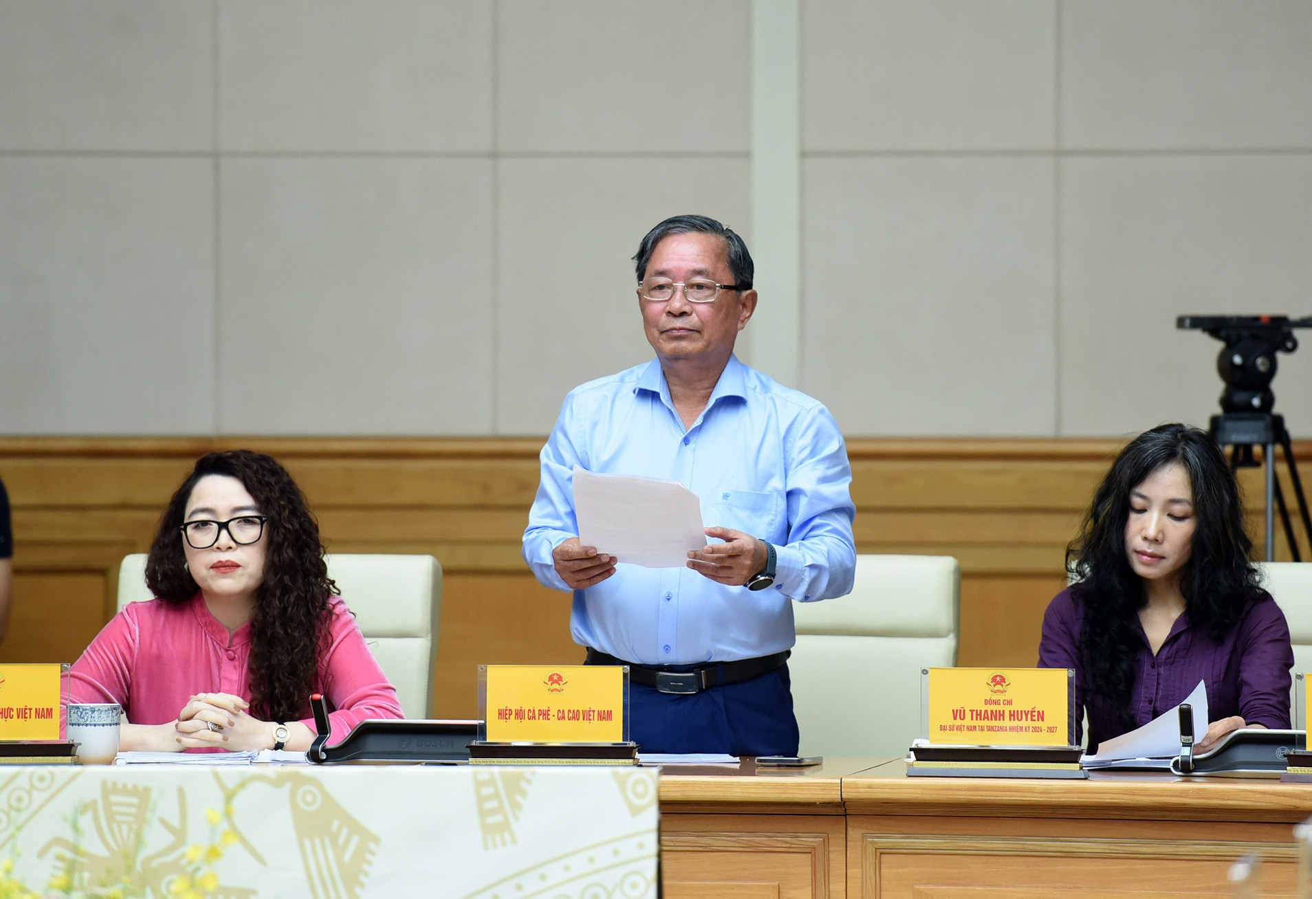 Đại diện Hiệp hội Cà phê-ca cao Việt Nam phát biểu.