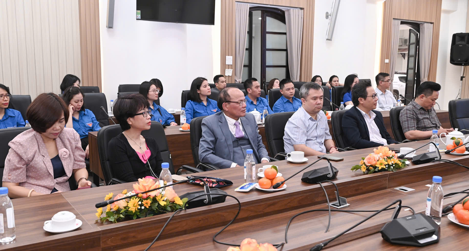 Các đại biểu tham dự lễ kỷ niệm. (Ảnh: BÙI GIANG) Các đại biểu tham dự lễ kỷ niệm. (Ảnh: BÙI GIANG)