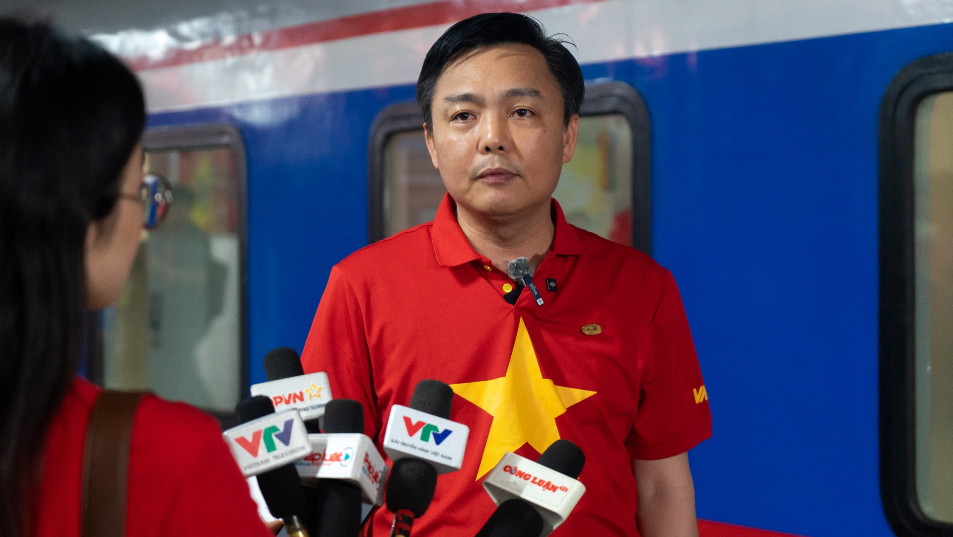 Ông Hoàng Gia Khánh - Tổng Giám đốc Tổng công ty Đường sắt Việt Nam chia sẻ về ý nghĩa của hành trình Đoàn tàu Thống nhất. (Ảnh: TRUNG HƯNG) Ông Hoàng Gia Khánh - Tổng Giám đốc Tổng công ty Đường sắt Việt Nam chia sẻ về ý nghĩa của hành trình Đoàn tàu Thống nhất. (Ảnh: TRUNG HƯNG)