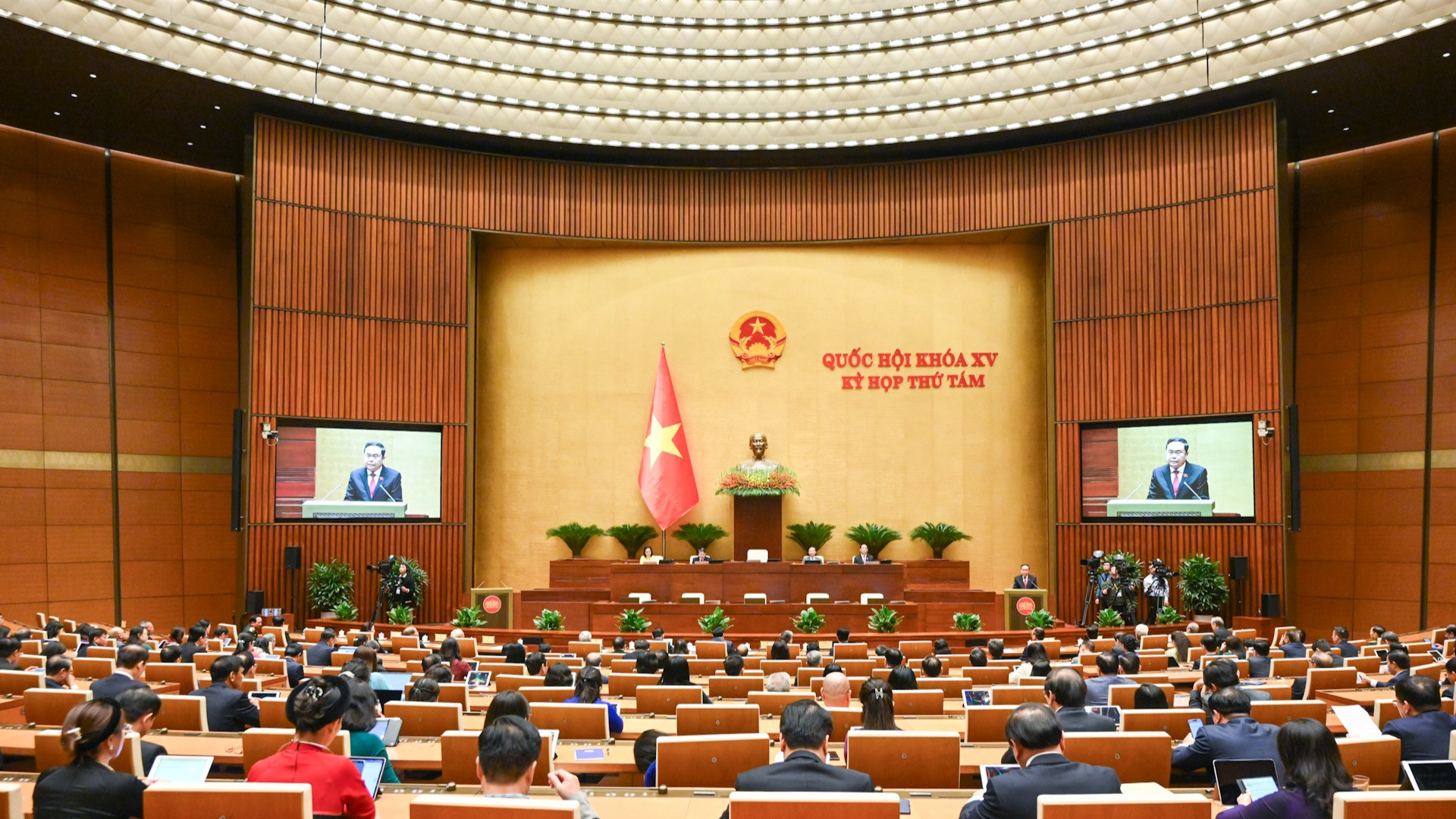 Quang cảnh phiên bế mạc Kỳ họp thứ 8, Quốc hội khóa XV. (Ảnh: DUY LINH)