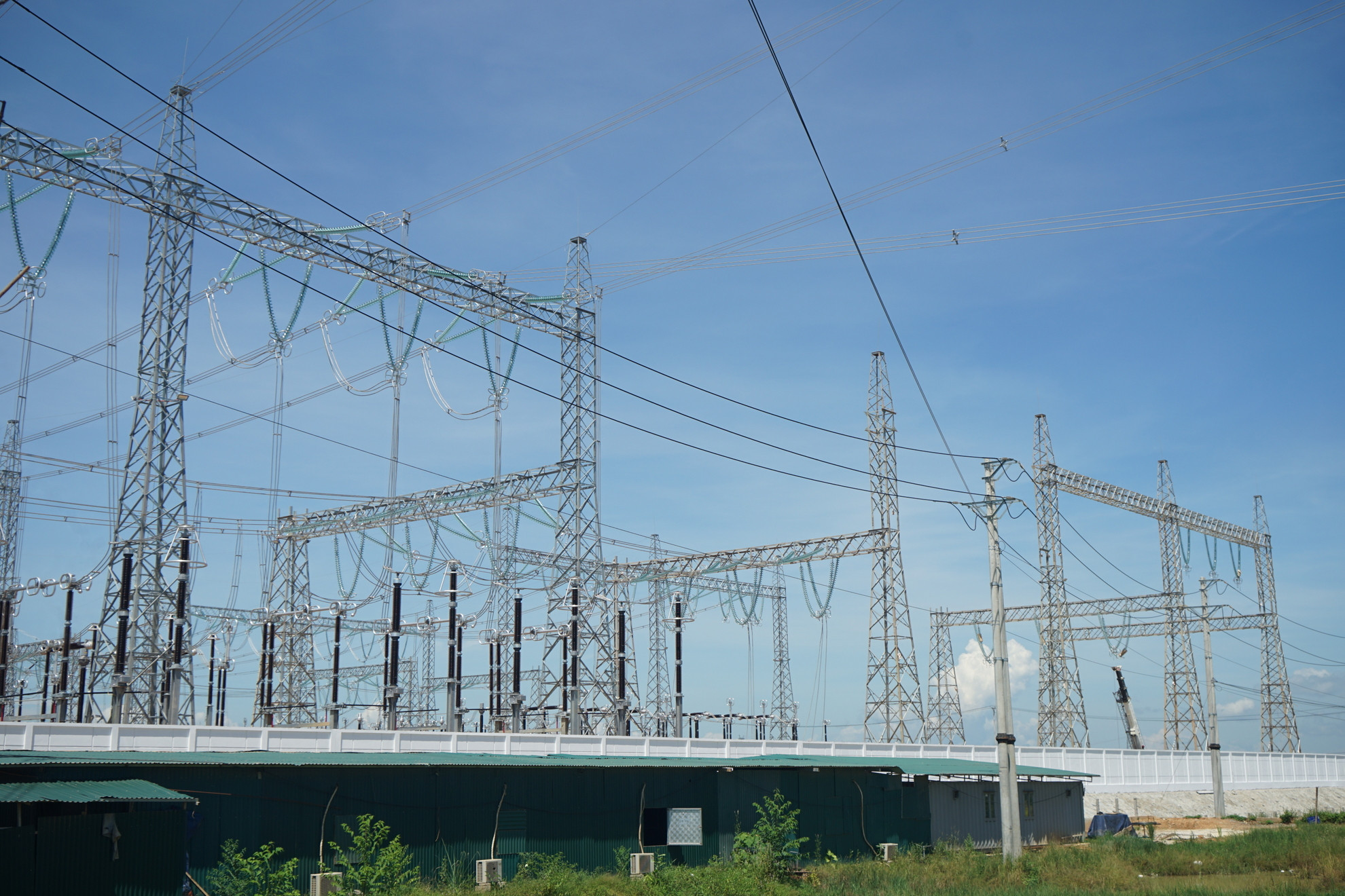 Toàn cảnh Trạm biến áp 500kV Thanh Hóa.