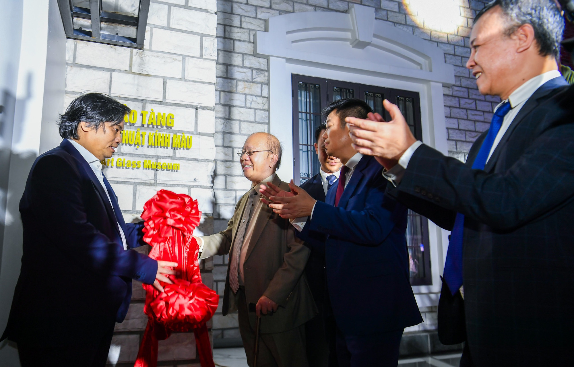 Bảo tàng Nghệ thuật kính màu chính thức khai trương sau 3 năm xây dựng.