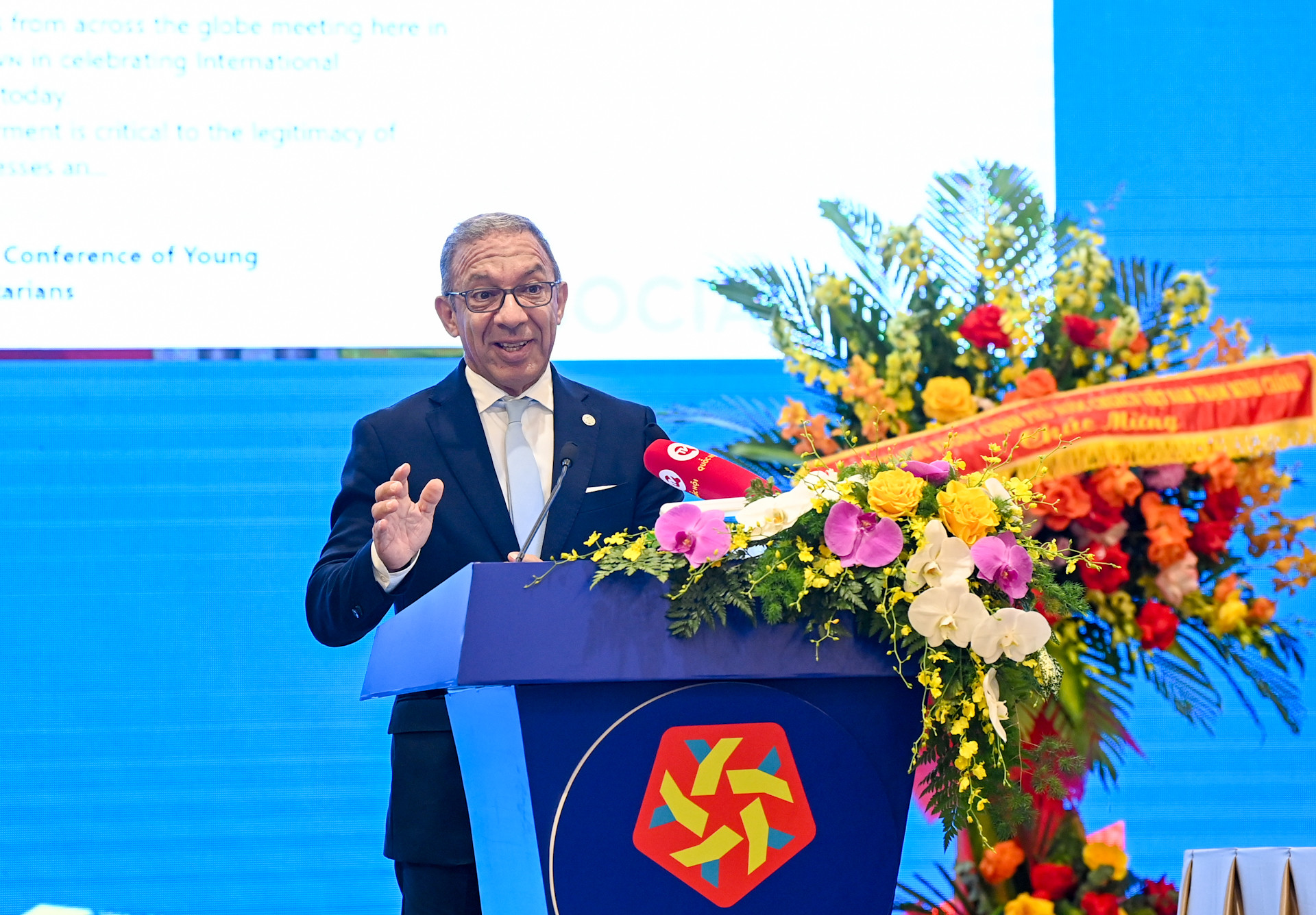 Chủ tịch Liên minh Nghị viện thế giới Duarte Pacheco phát biểu tại phiên bế mạc.