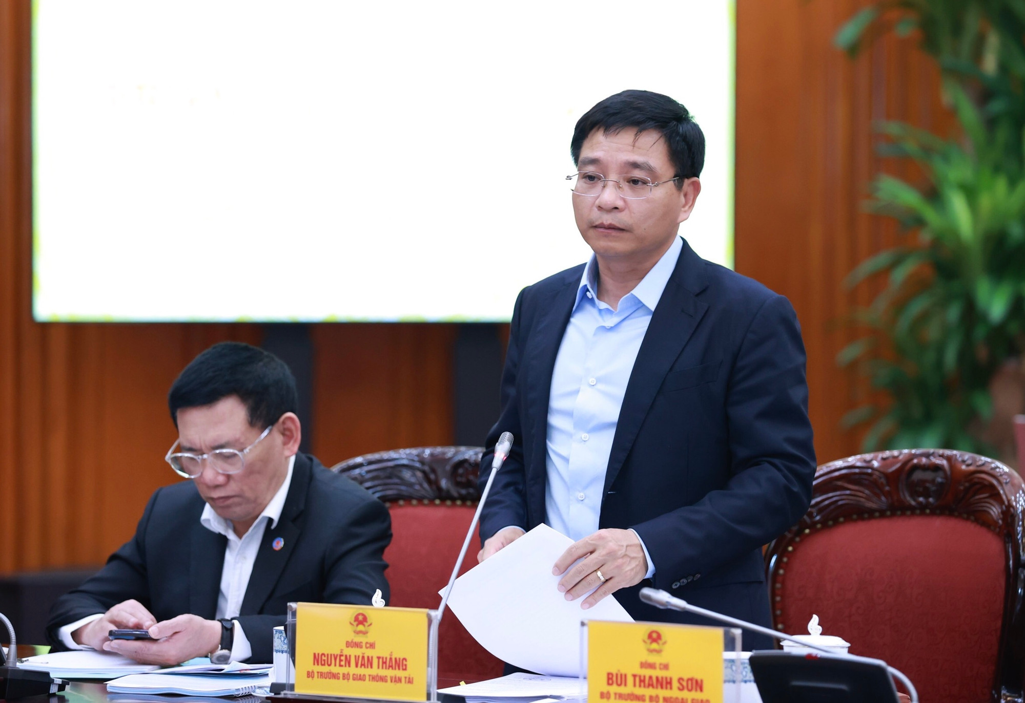 Bộ trưởng Giao thông vận tải Nguyễn Văn Thắng phát biểu.