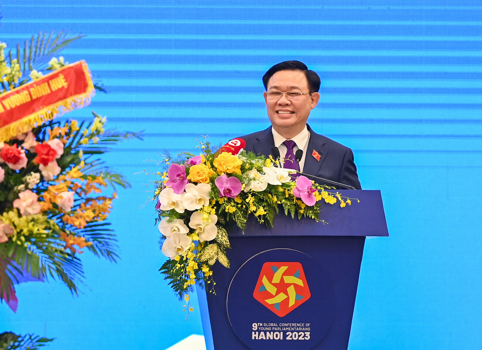 Chủ tịch Quốc hội Vương Đình Huệ phát biểu bế mạc hội nghị.