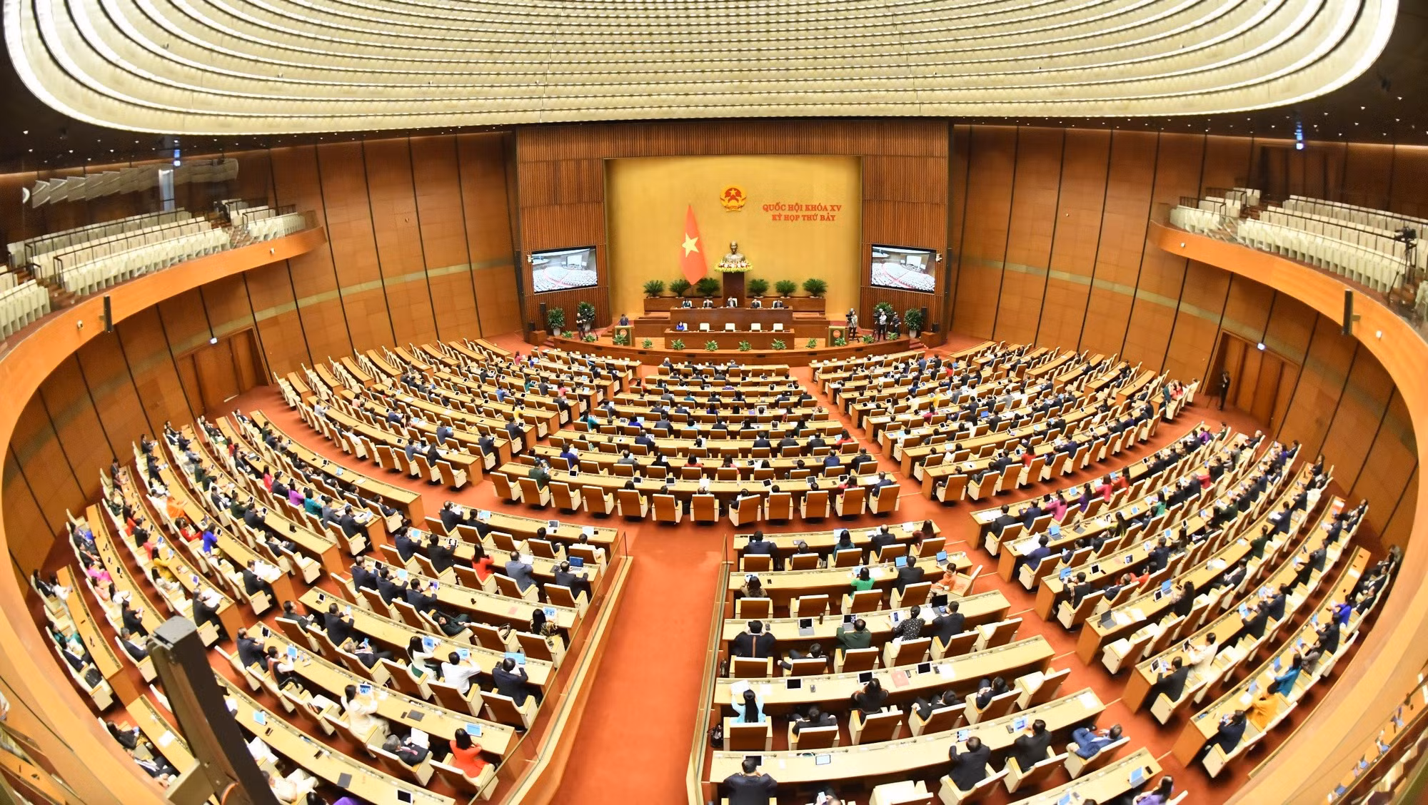 Quang cảnh phiên bế mạc Kỳ họp thứ 7, Quốc hội khóa XV. (Ảnh: ĐĂNG KHOA) 