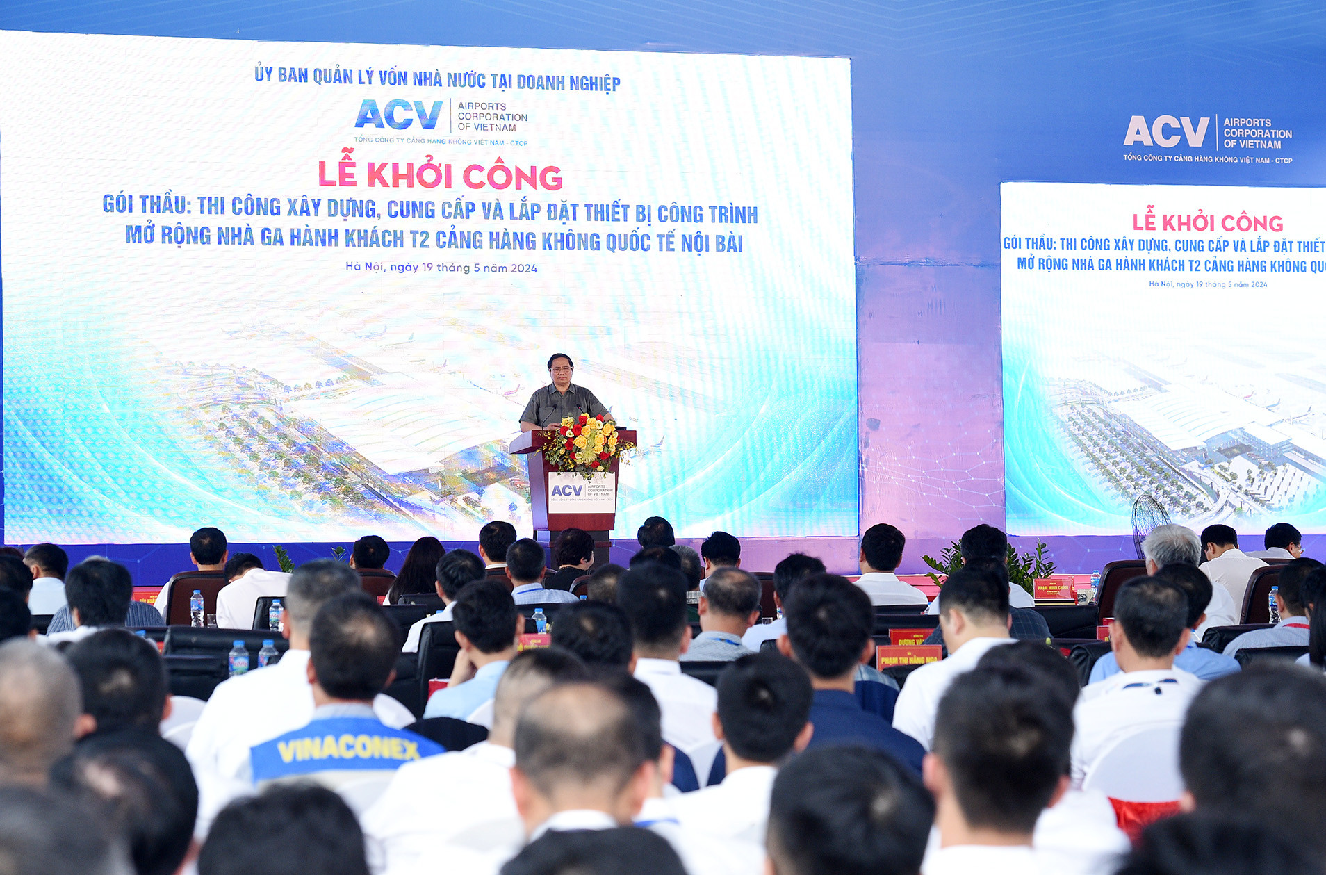 Thủ tướng Phạm Minh Chính nêu rõ, việc mở rộng Nhà ga T2 trong giai đoạn hiện nay để bảo đảm đáp ứng kịp thời tình trạng quá tải cảng hàng không quốc tế Nội Bài là rất cần thiết, không thể chậm trễ.