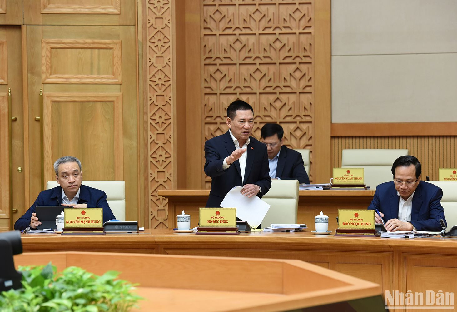 Bộ trưởng Tài chính Hồ Đức Phớc phát biểu.