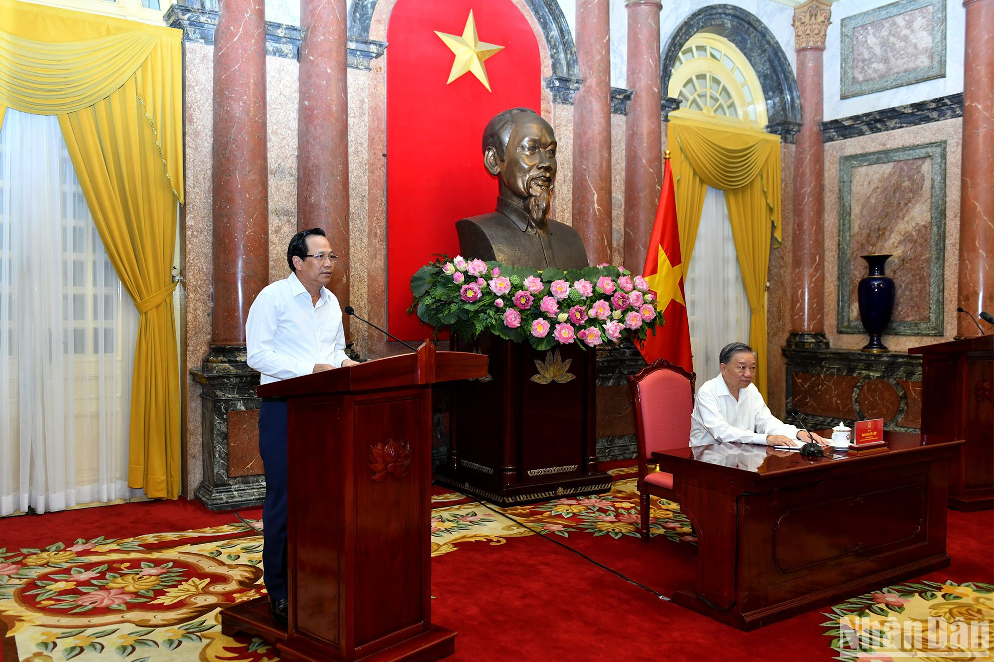 Bộ trưởng Lao động-Thương binh và Xã hội Đào Ngọc Dung phát biểu tại buổi gặp.