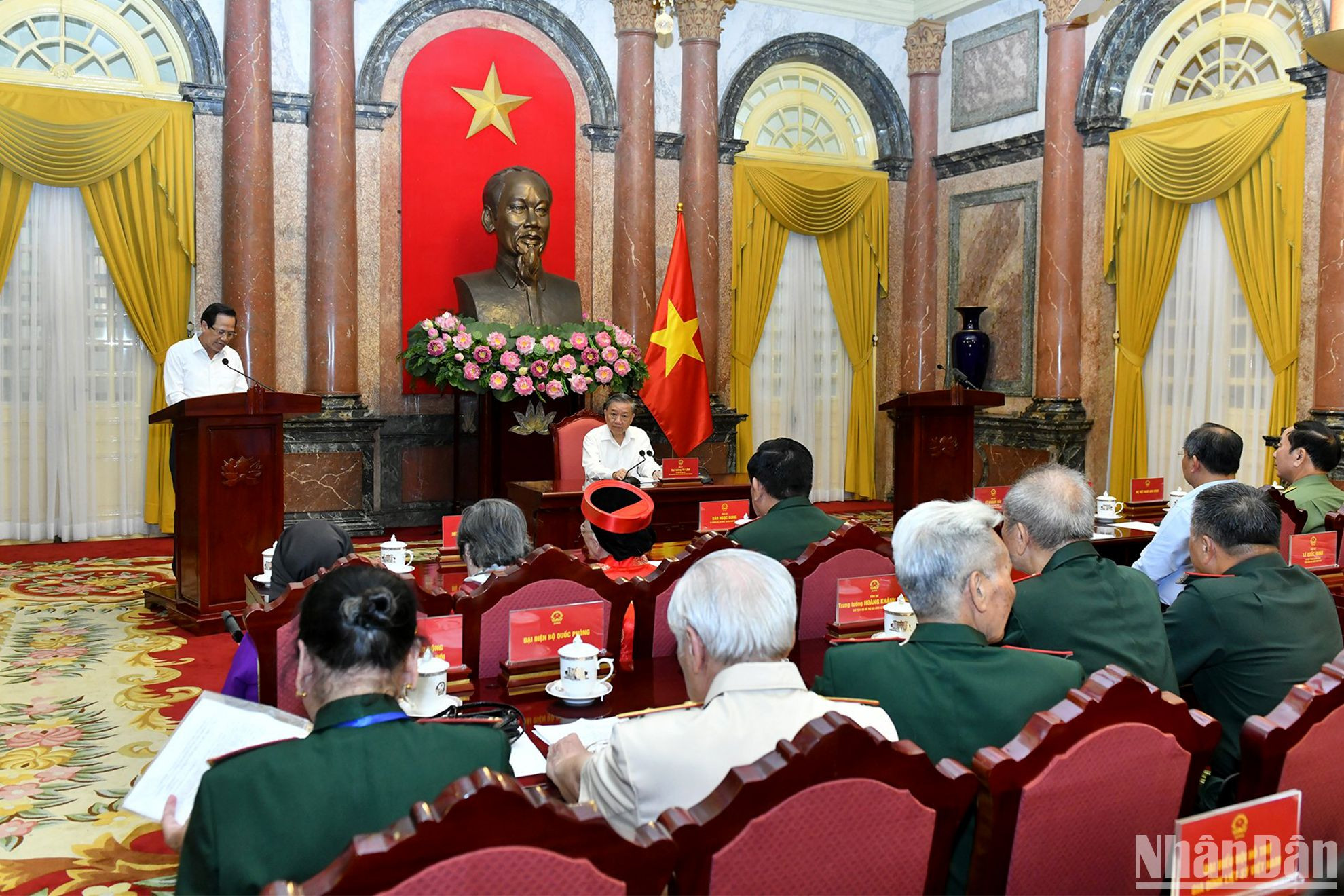 Quang cảnh buổi gặp tại Phủ Chủ tịch.