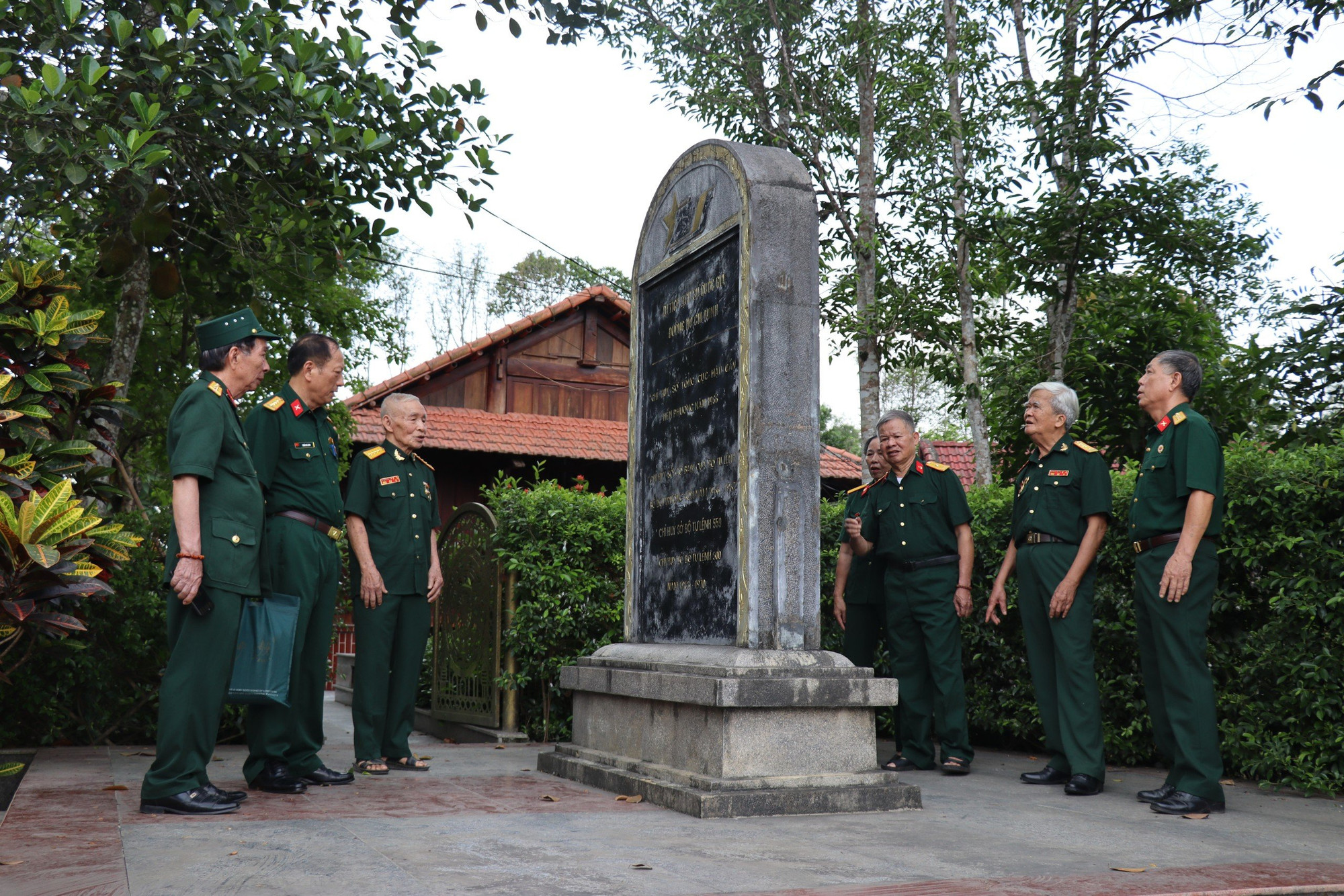 Hiện nay, các bộ phận di tích khác như “Nhà ăn, bếp Hoàng Cầm”, “Trạm thông tin”… cũng được bảo tồn, nằm trong đất của các hộ gia đình địa phương.