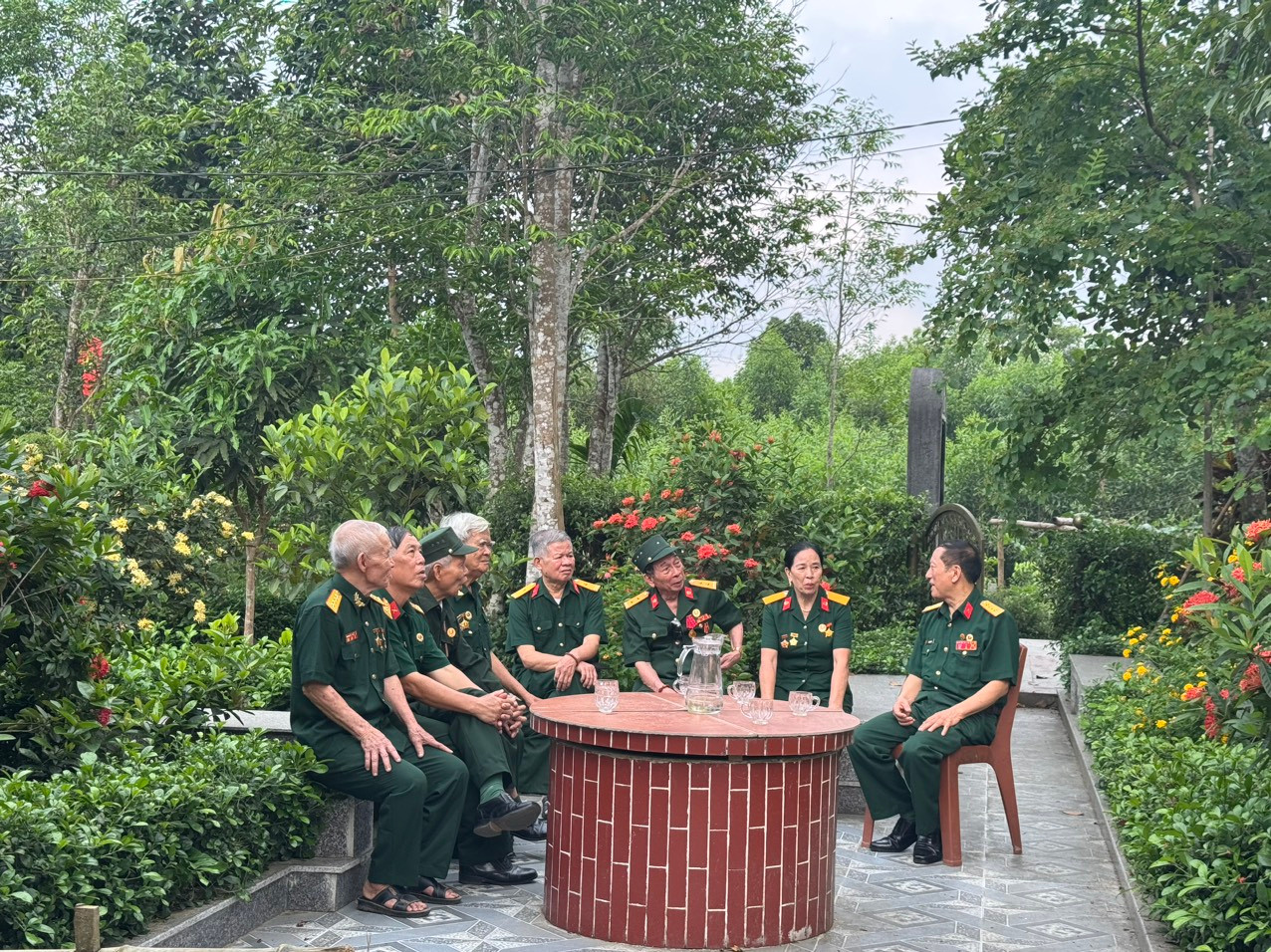 Đây cũng là địa điểm gặp gỡ thường xuyên của các cựu binh Trường Sơn xưa.