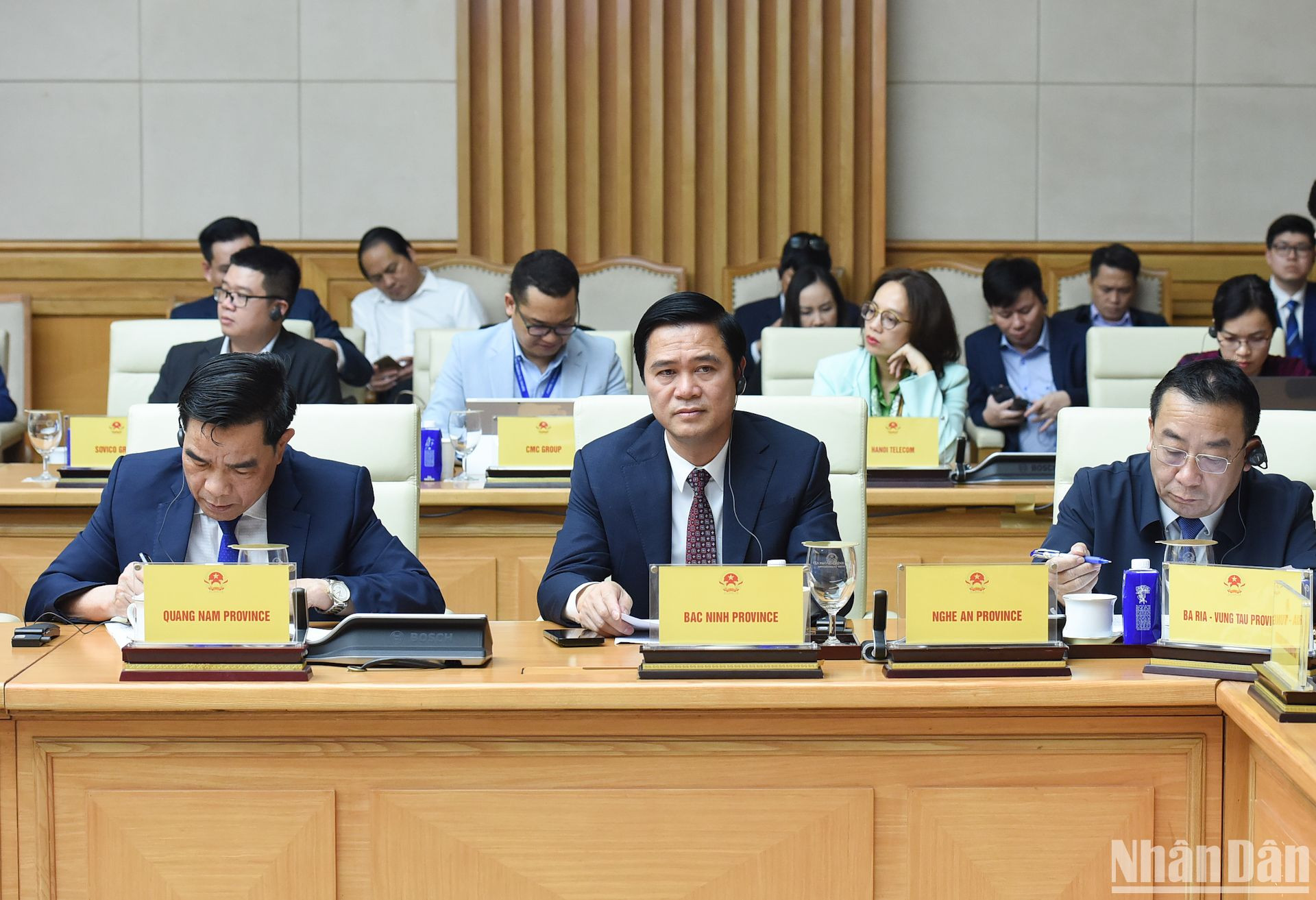 Đại diện lãnh đạo các tỉnh, thành phố tham dự tọa đàm.