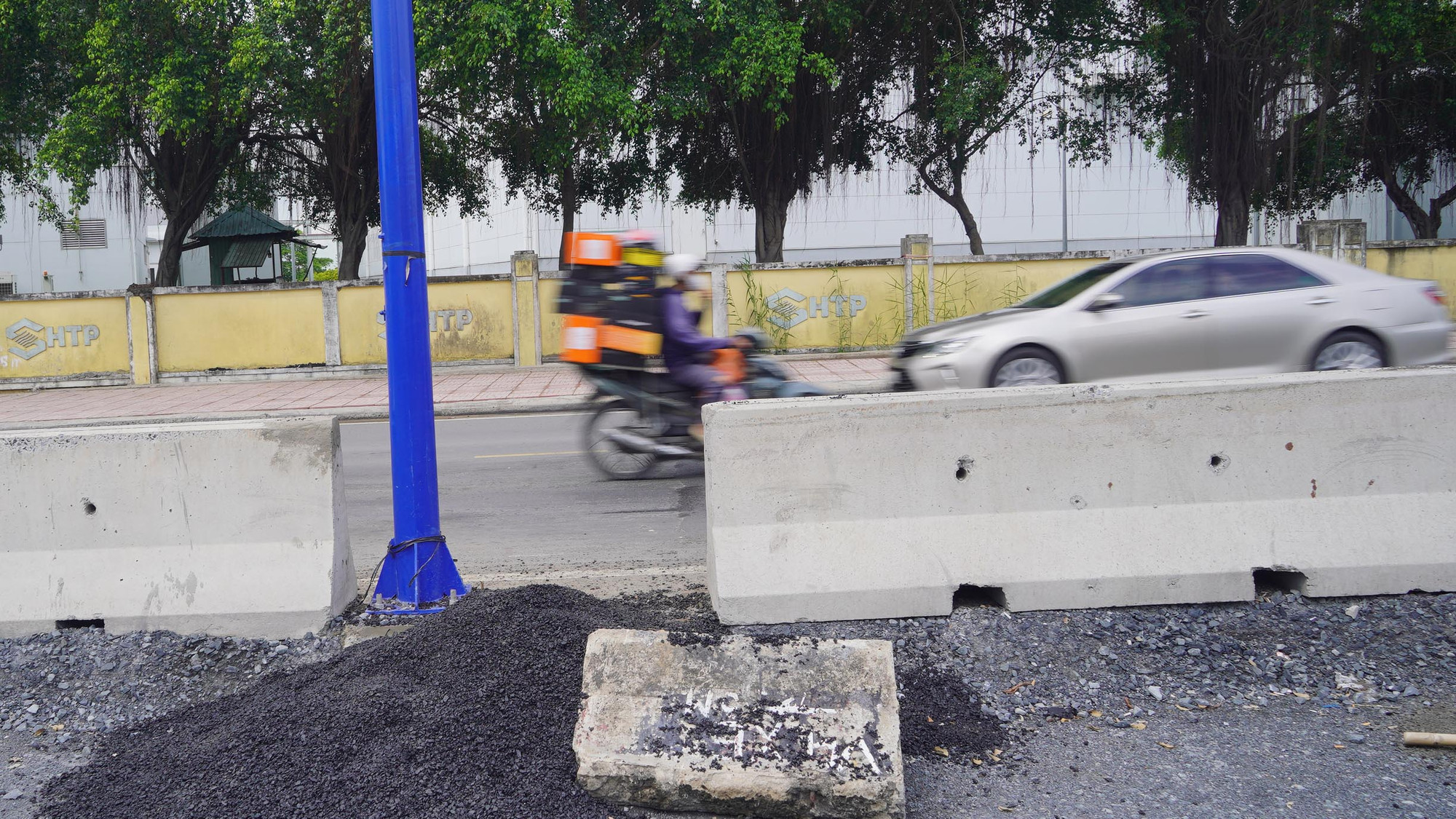 Ban Giao thông cho biết sẽ tiếp tục theo dõi, quan trắc khu vực đường dẫn trong suốt quá trình thi công nhánh còn lại để kịp thời xử lý phát sinh, bảo đảm an toàn và chất lượng công trình.