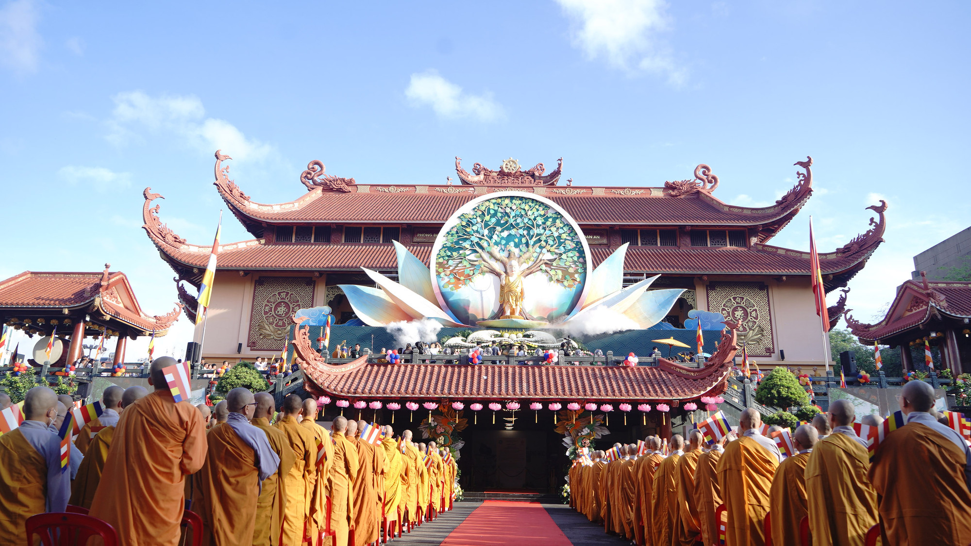 Đại lễ Phật đản Phật lịch 2569, dương lịch 2025 là một mùa Đại lễ đặc biệt với cộng đồng Phật giáo tại Thành phố Hồ Chí Minh.