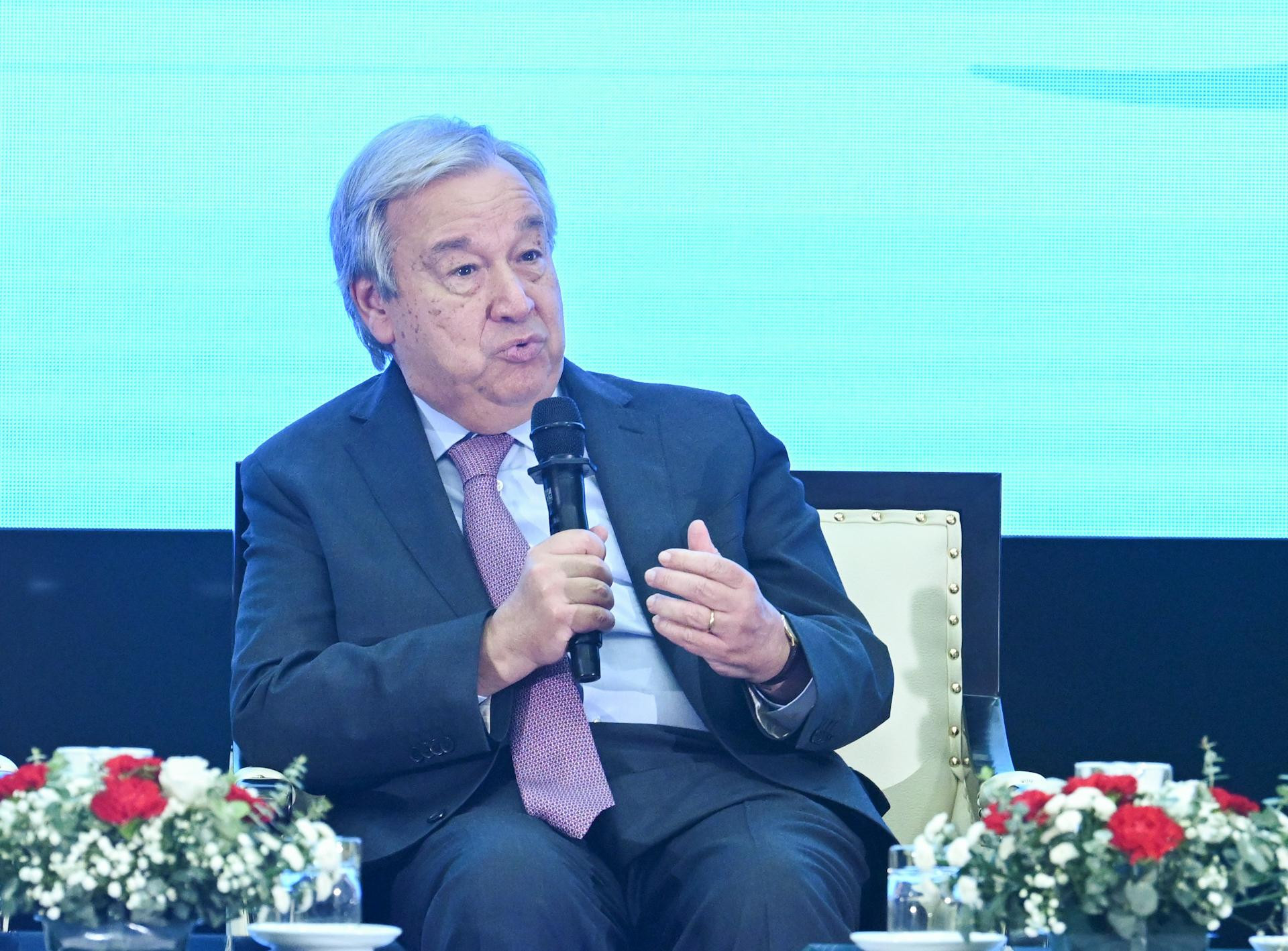 Tổng Thư ký Liên hợp quốc Antonio Guterres phát biểu tại buổi đối thoại.