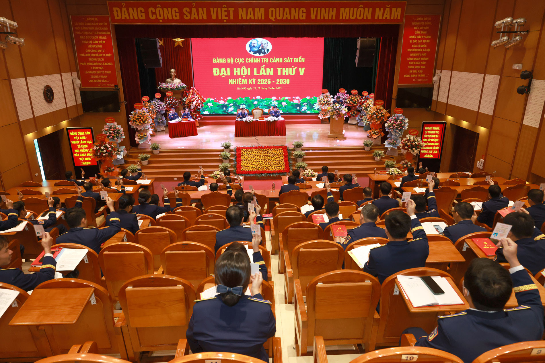 Toàn cảnh Đại hội.