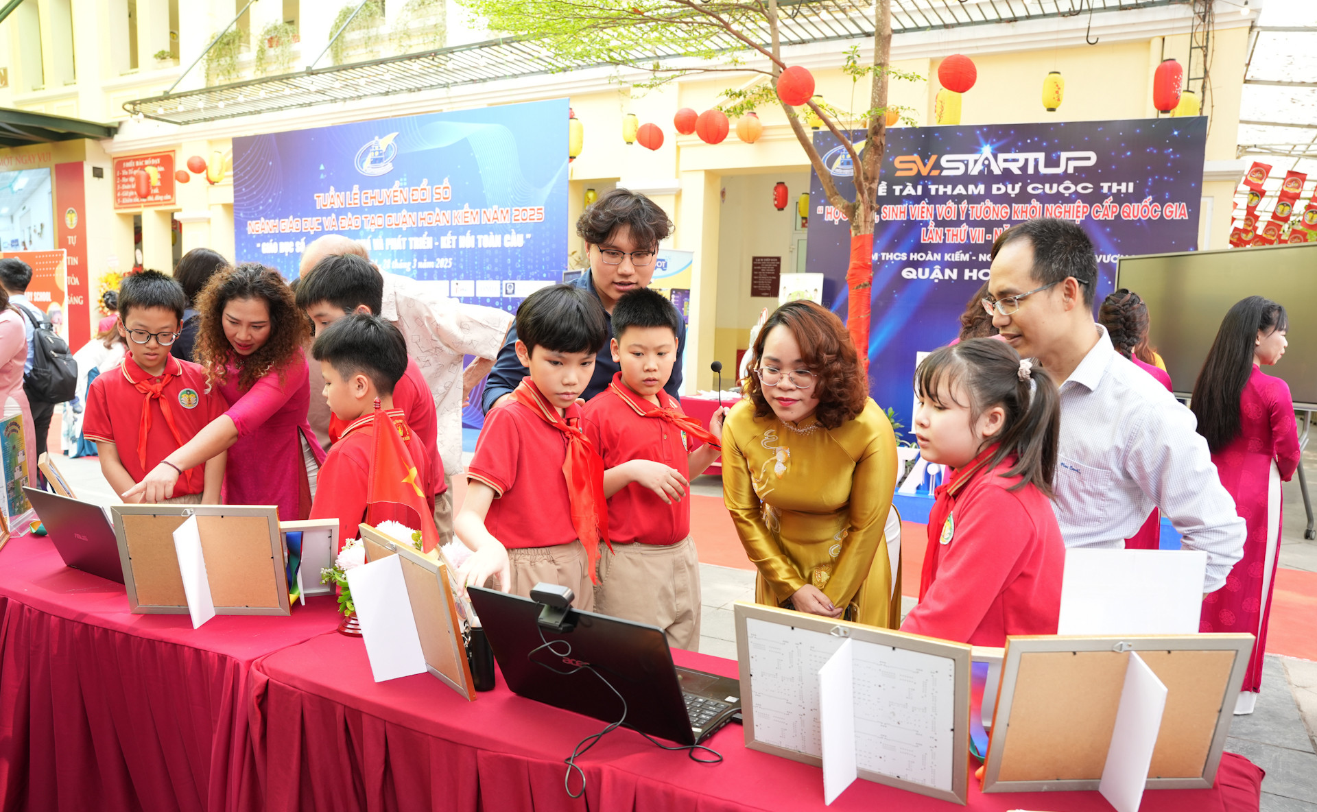 Học sinh Trường tiểu học Tràng An đóng góp nhiều sản phẩm số