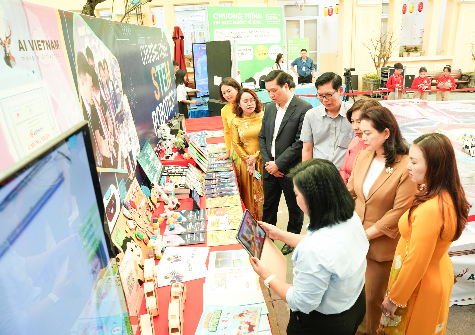 Nhiều ý tưởng, giải pháp xây dựng Trường học thông minh