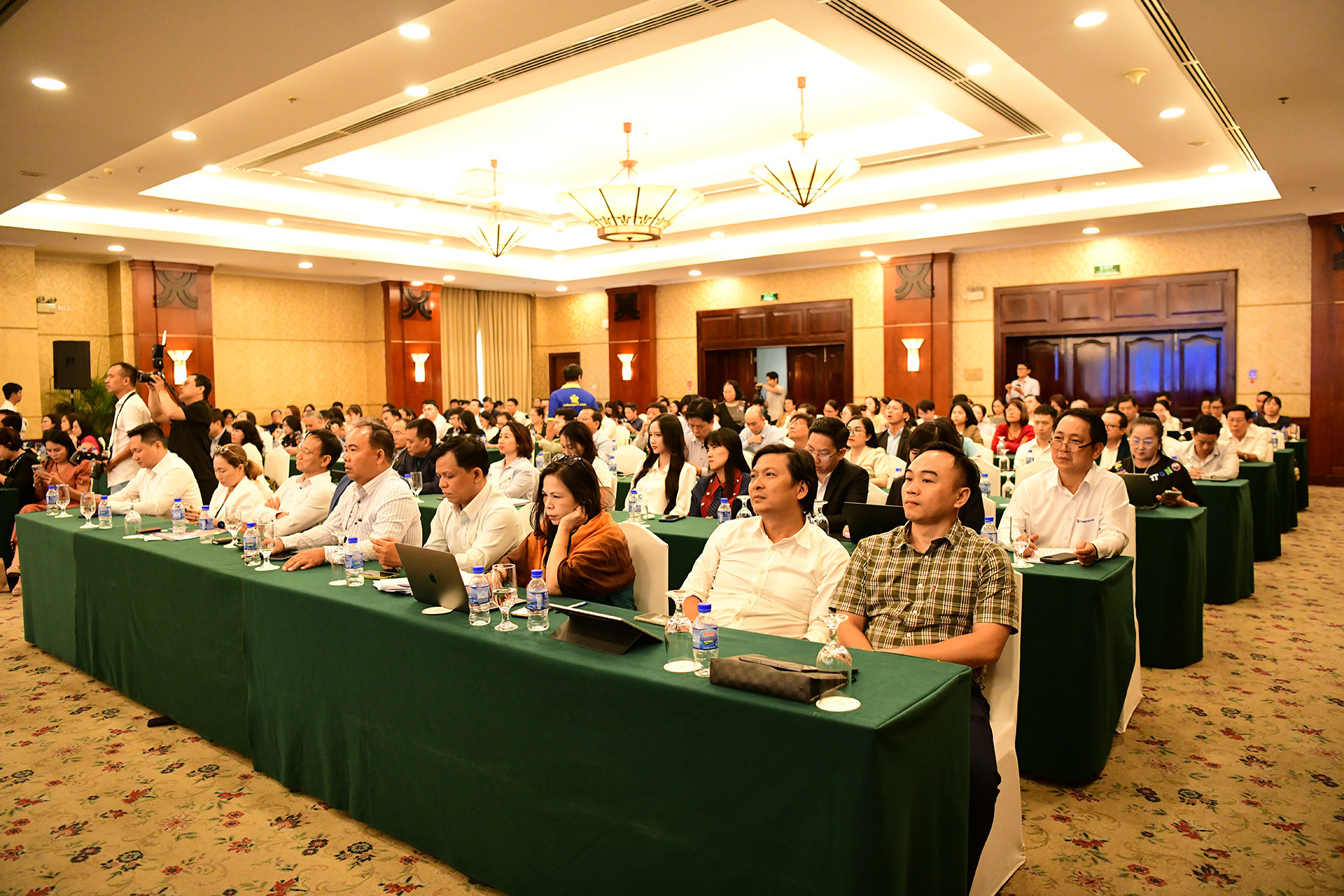 Hội thảo có sự góp mặt của hơn 250 đại diện doanh nghiệp tư nhân.