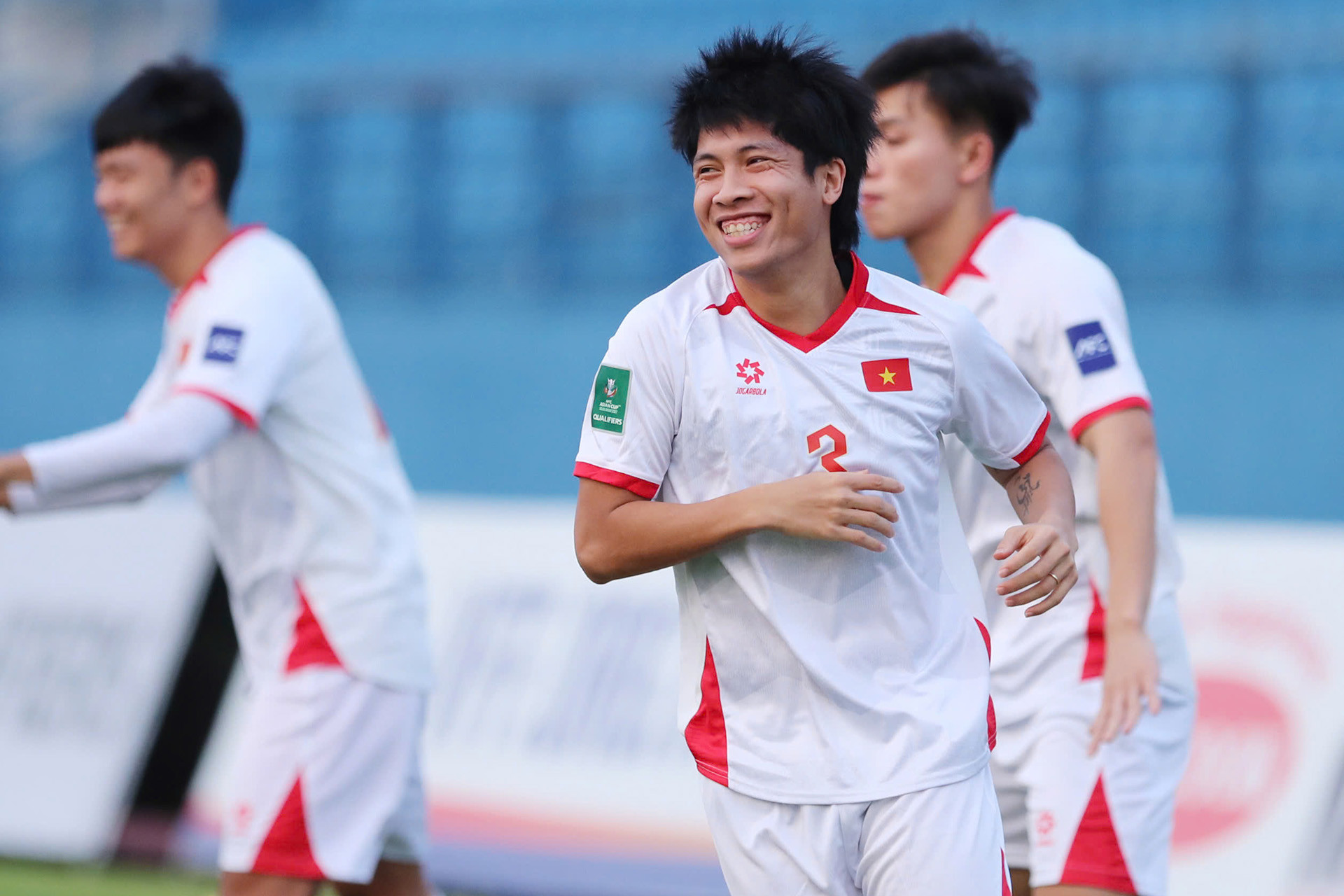 Văn Vĩ được huấn luyện viên Kim Sang Sik tin dùng trong các trận đấu gần đây của đội tuyển Việt Nam.