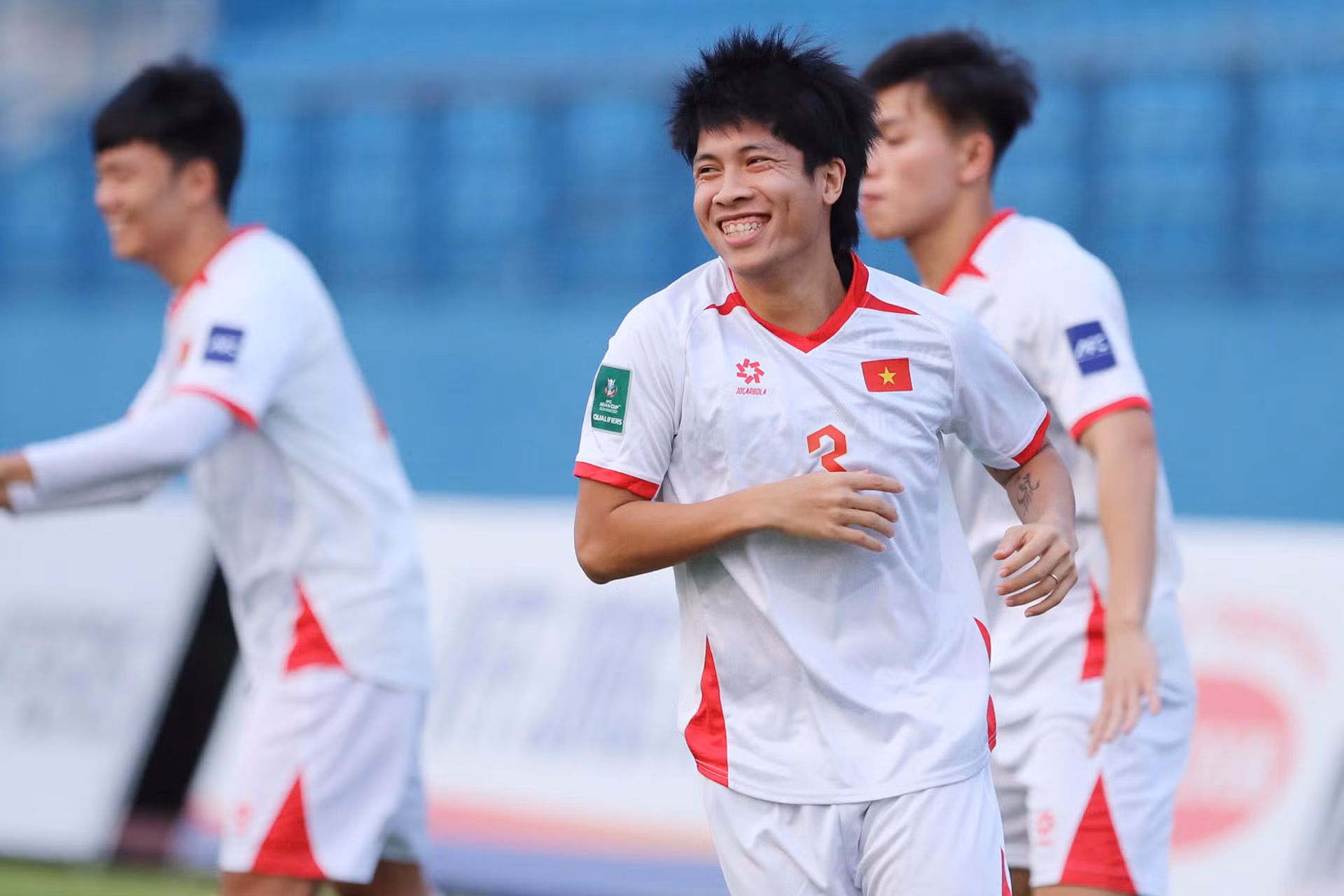 Văn Vĩ được huấn luyện viên Kim Sang Sik tin dùng trong các trận đấu gần đây của đội tuyển Việt Nam.