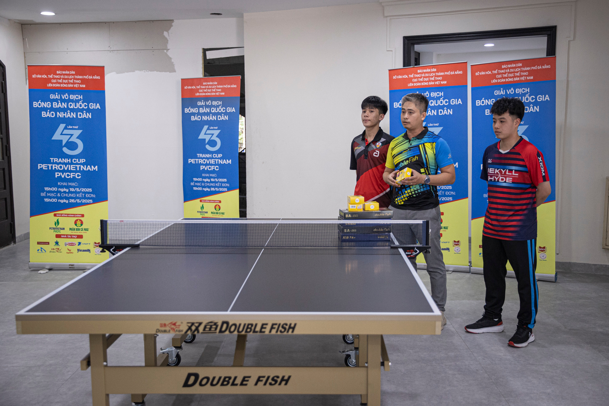 Tại giải đấu năm nay, Công ty Cổ phần MOFICO (Mofit-Doublefish) cung cấp bàn thi đấu chất lượng chuẩn Olympic cho các vận động viên.