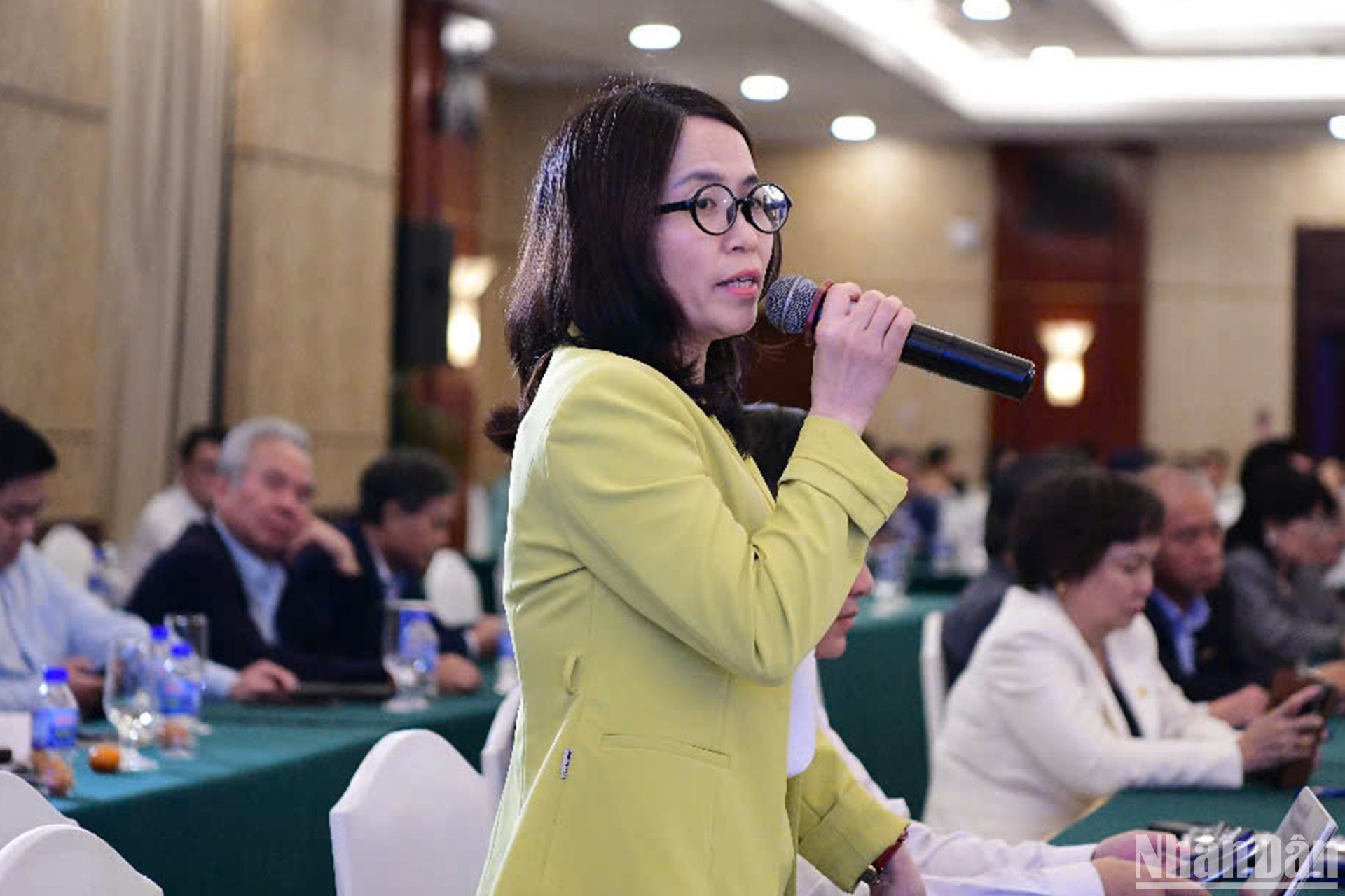 Bà Bùi Thu Thủy, Phó Cục trưởng Cục Phát triển Doanh nghiệp tư nhân và Kinh tế tập thể, Bộ Tài chính chia sẻ tại hội thảo.