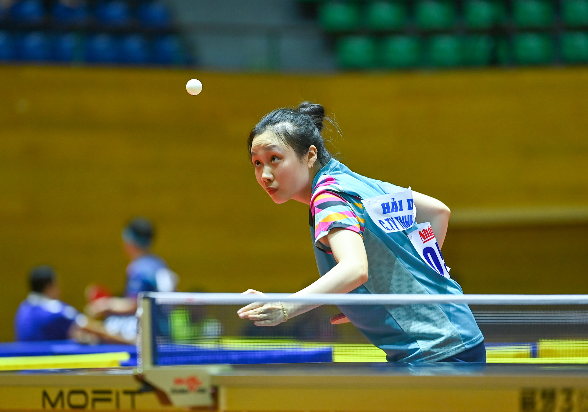 Tay vợt Nguyễn Thị Mai Phương, sinh năm 2004 tại Hải Dương, là một trong những gương mặt trẻ triển vọng của bóng bàn Việt Nam. Năm 2021, Mai Phương được vinh danh là "Hoa khôi bóng bàn Việt Nam" tại Giải vô địch bóng bàn quốc gia Báo Nhân Dân lần thứ 39, nhờ sự kết hợp giữa ngoại hình ưa nhìn và thành tích thi đấu ấn tượng.