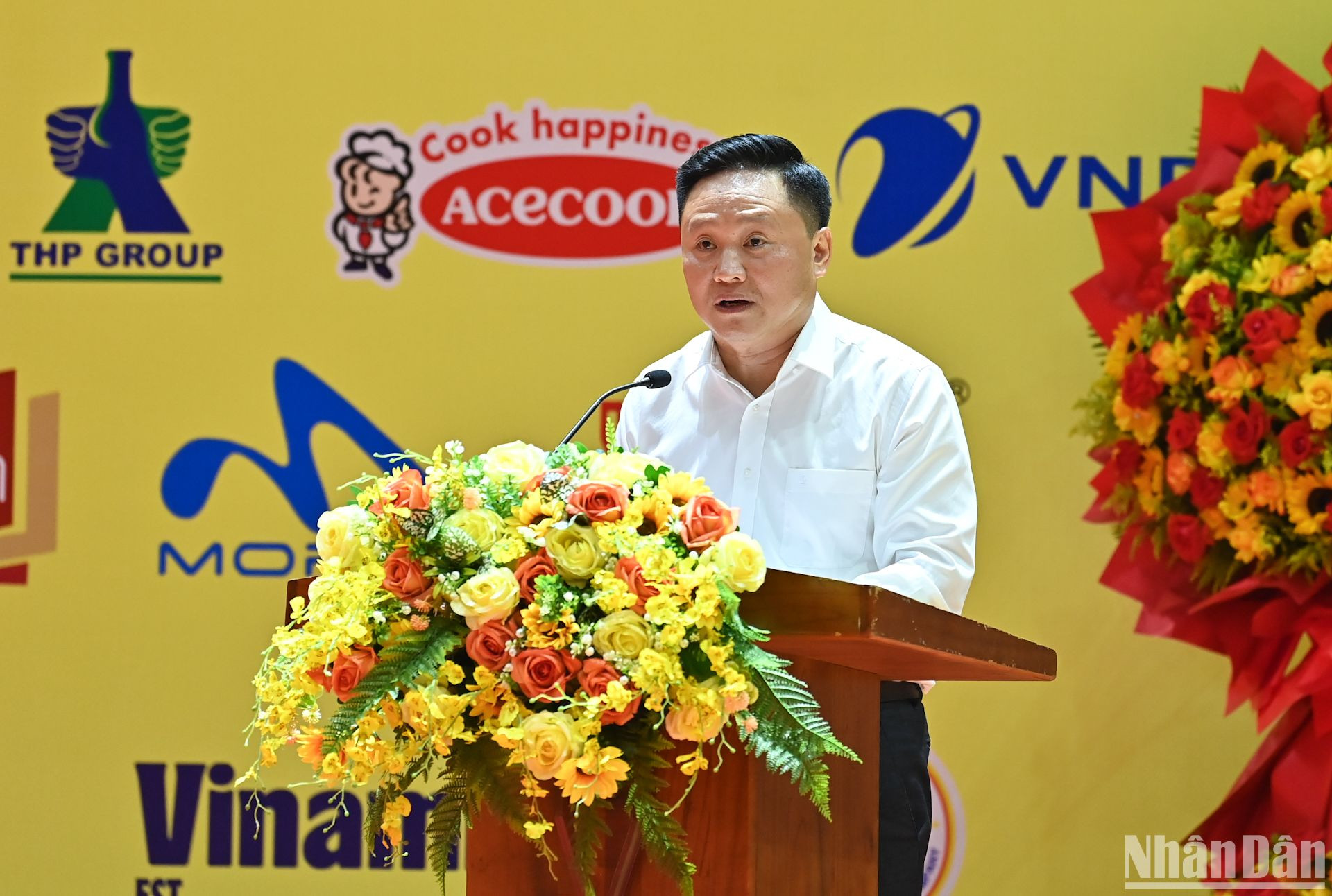 Phó Tổng Biên tập Báo Nhân Dân Phan Văn Hùng phát biểu bế mạc Giải vô địch bóng bàn quốc gia Báo Nhân Dân lần thứ 43. (Ảnh: DUY LINH) Phó Tổng Biên tập Báo Nhân Dân Phan Văn Hùng phát biểu bế mạc Giải vô địch bóng bàn quốc gia Báo Nhân Dân lần thứ 43. (Ảnh: DUY LINH)