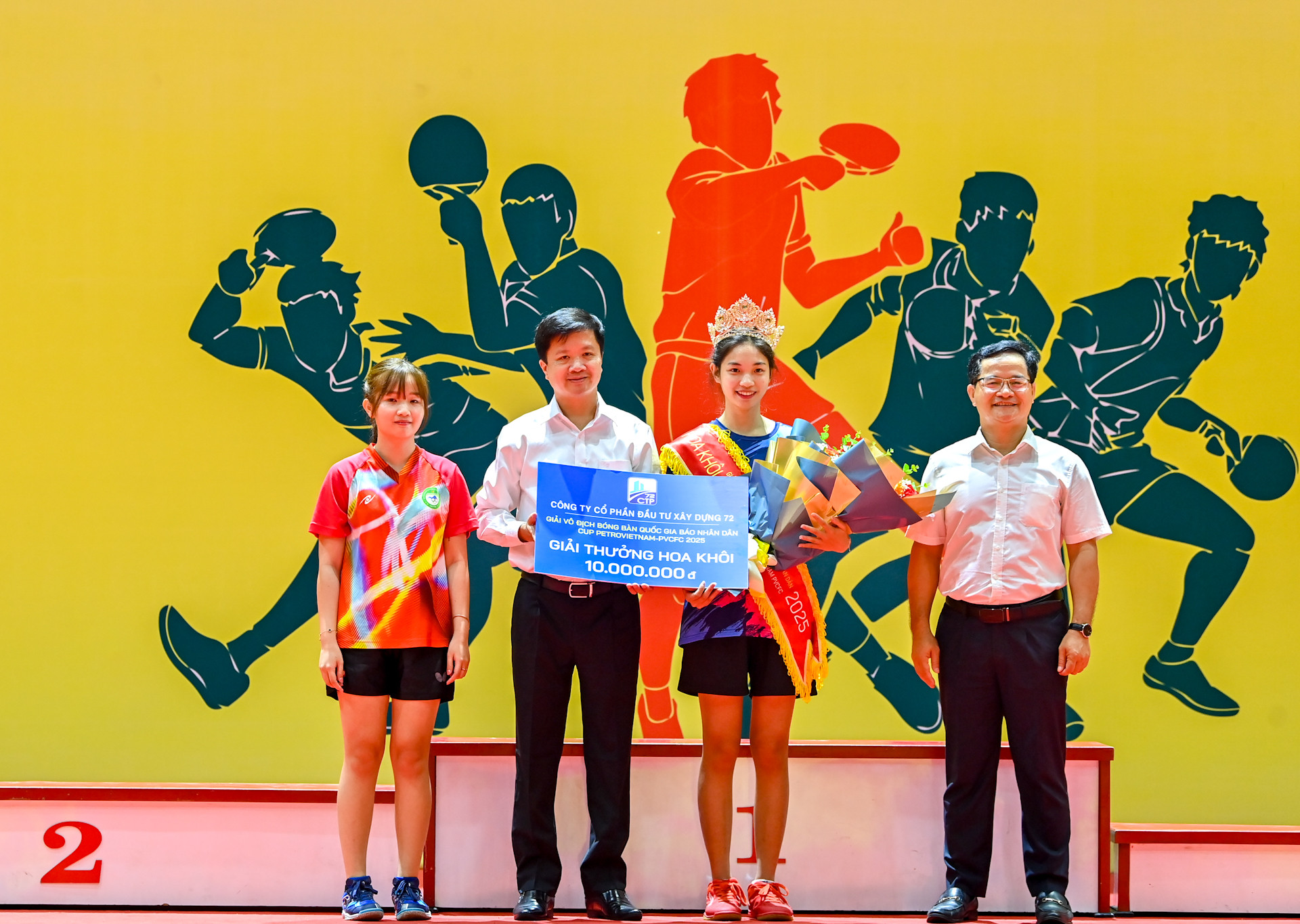 Ban tổ chức cũng công bố kết quả bầu chọn nữ vận động viên Lâm Thu Cúc (Quân đội) là Hoa khôi Giải vô địch bóng bàn quốc gia Báo Nhân Dân lần thứ 43 năm 2025.