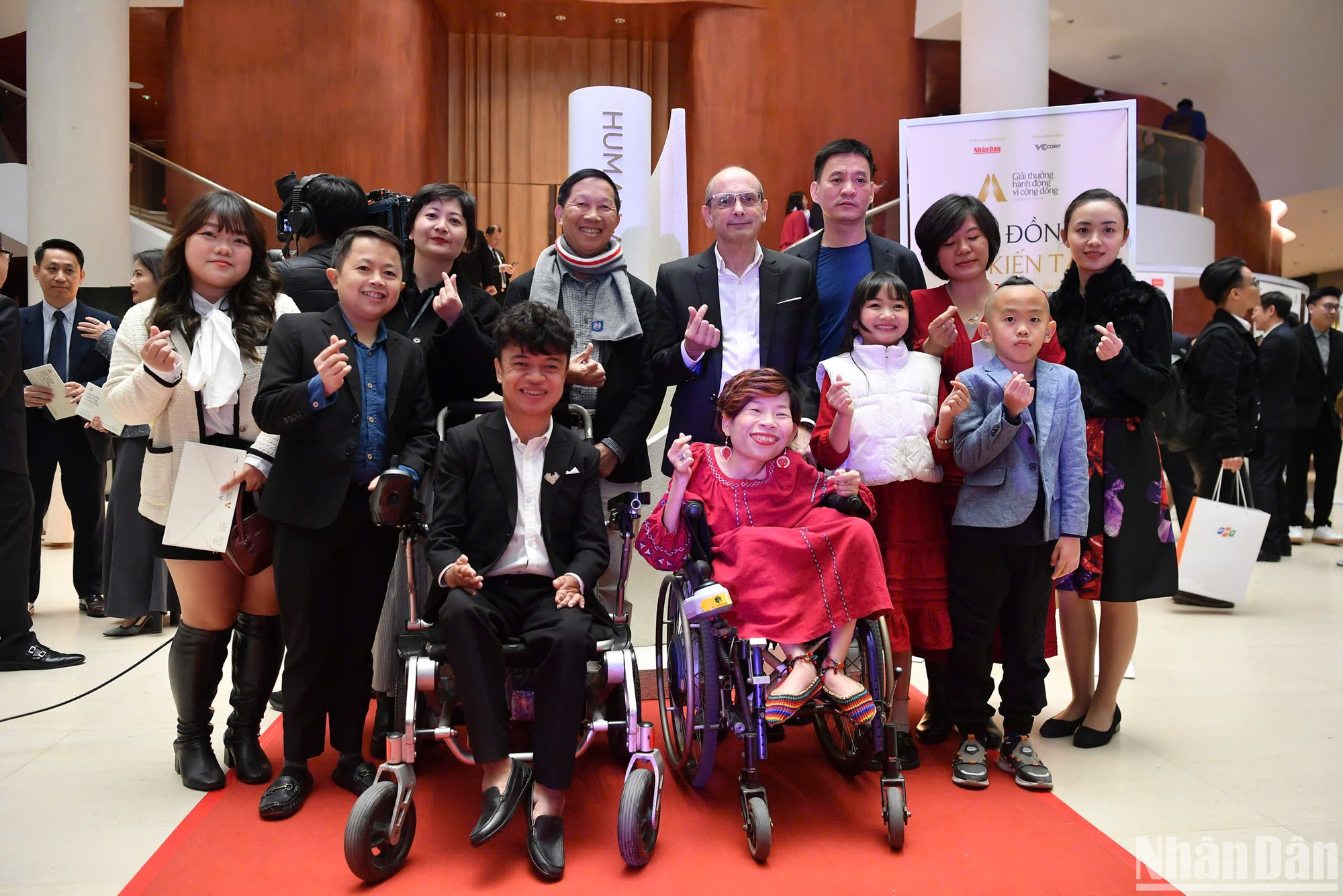 Tất cả đều hướng tới xây dựng một "Cộng đồng kiến tạo" nhân văn và bền vững.