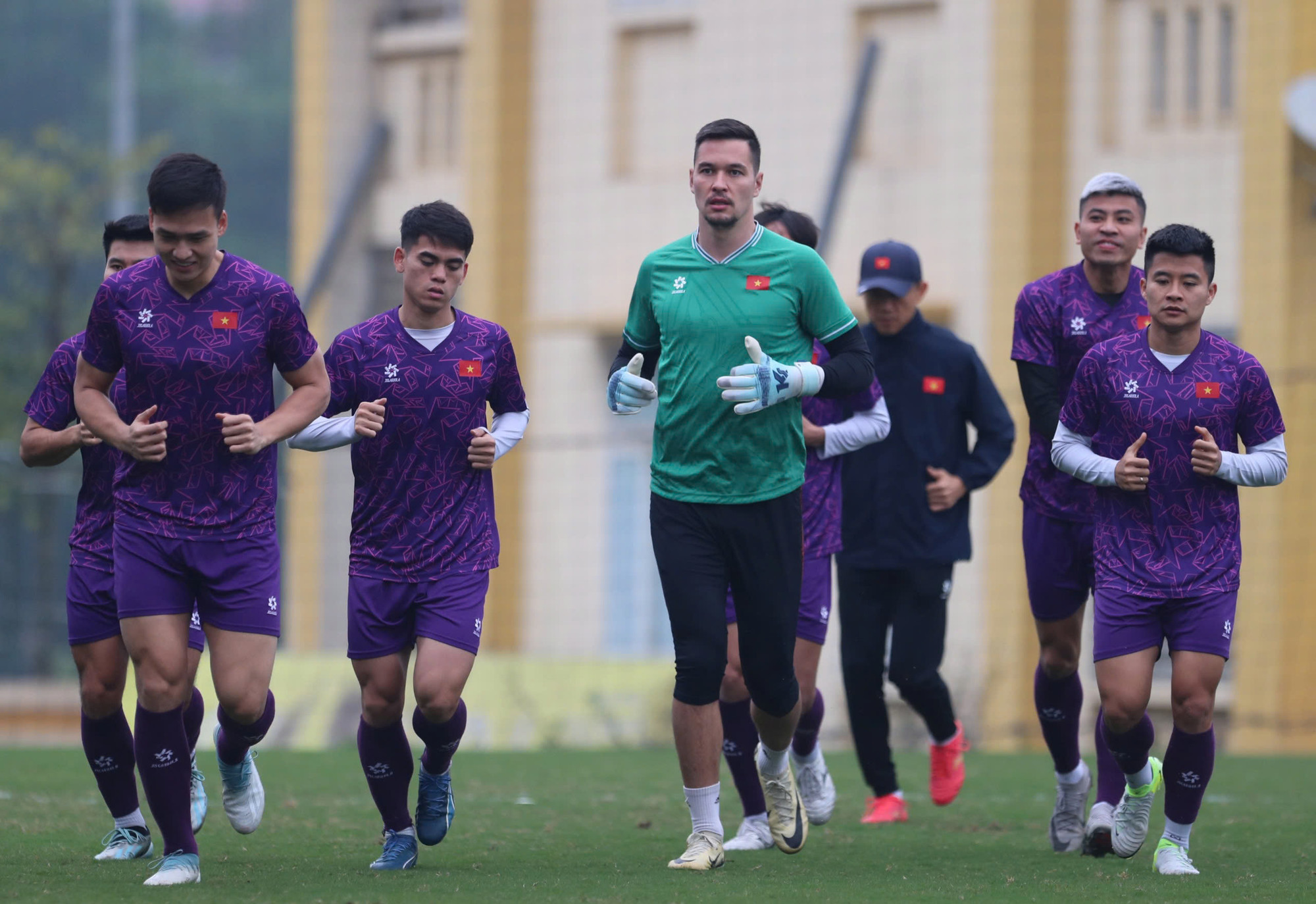 Các cầu thủ được tập luyện với cường độ vừa phải sau khi vừa có trận đấu với Singapore tối 29/12.