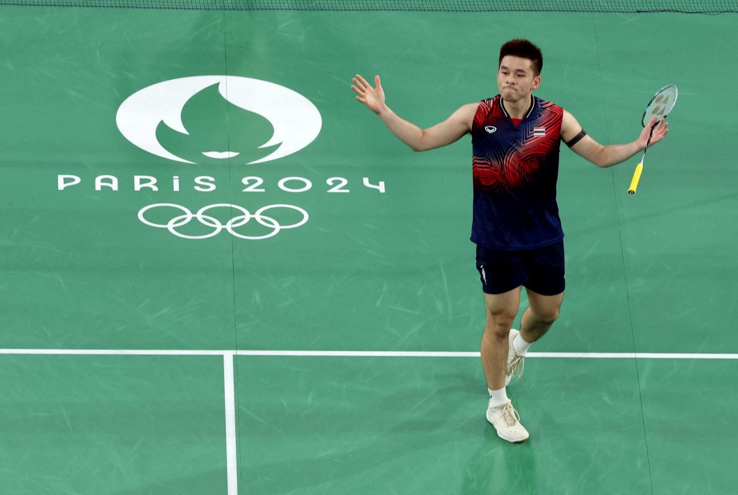 Kunlavut Vitidsarn vừa giành Huy chương Bạc ở nội dung đơn nam bộ môn cầu lông tại Olympic Paris 2024. (Ảnh: Bangkok Post)