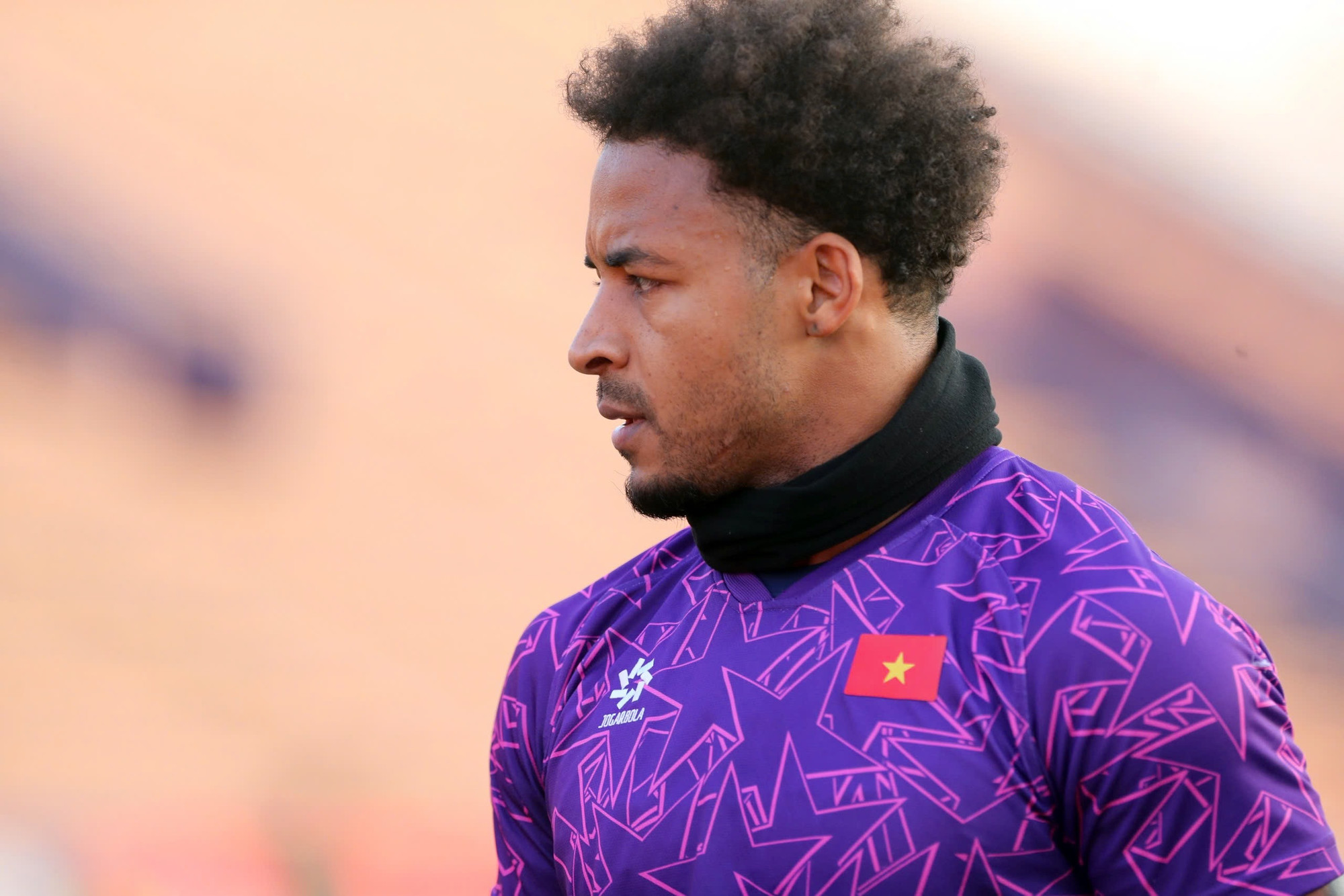 Cụ thể, tiền đạo sinh năm 1997 mang về 1 quả penalty để Tiến Linh mở tỷ số 1-0 và ghi 1 bàn thắng ấn định chiến thắng 2-0 cho Việt Nam. Cụ thể, tiền đạo sinh năm 1997 mang về 1 quả penalty để Tiến Linh mở tỷ số 1-0 và ghi 1 bàn thắng ấn định chiến thắng 2-0 cho Việt Nam.