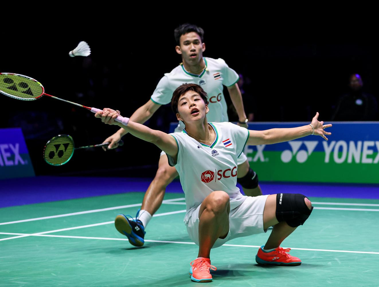 Logo của tập đoàn Tập đoàn Xi-măng Siam (SCG) được in trên áo thi đấu của các vận động viên đội tuyển cầu lông Thái Lan. (Ảnh: Bangkok Post)