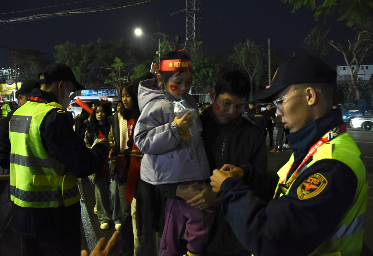 Công tác an ninh được bảo đảm chặt chẽ.