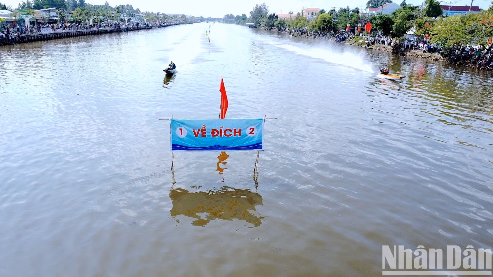 Điểm về đích của mỗi chặng đua theo thể thức loại trực tiếp.